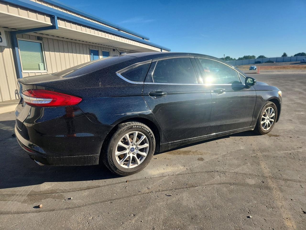 2017 Ford Fusion S Black vin: 3FA6P0G75HR110438