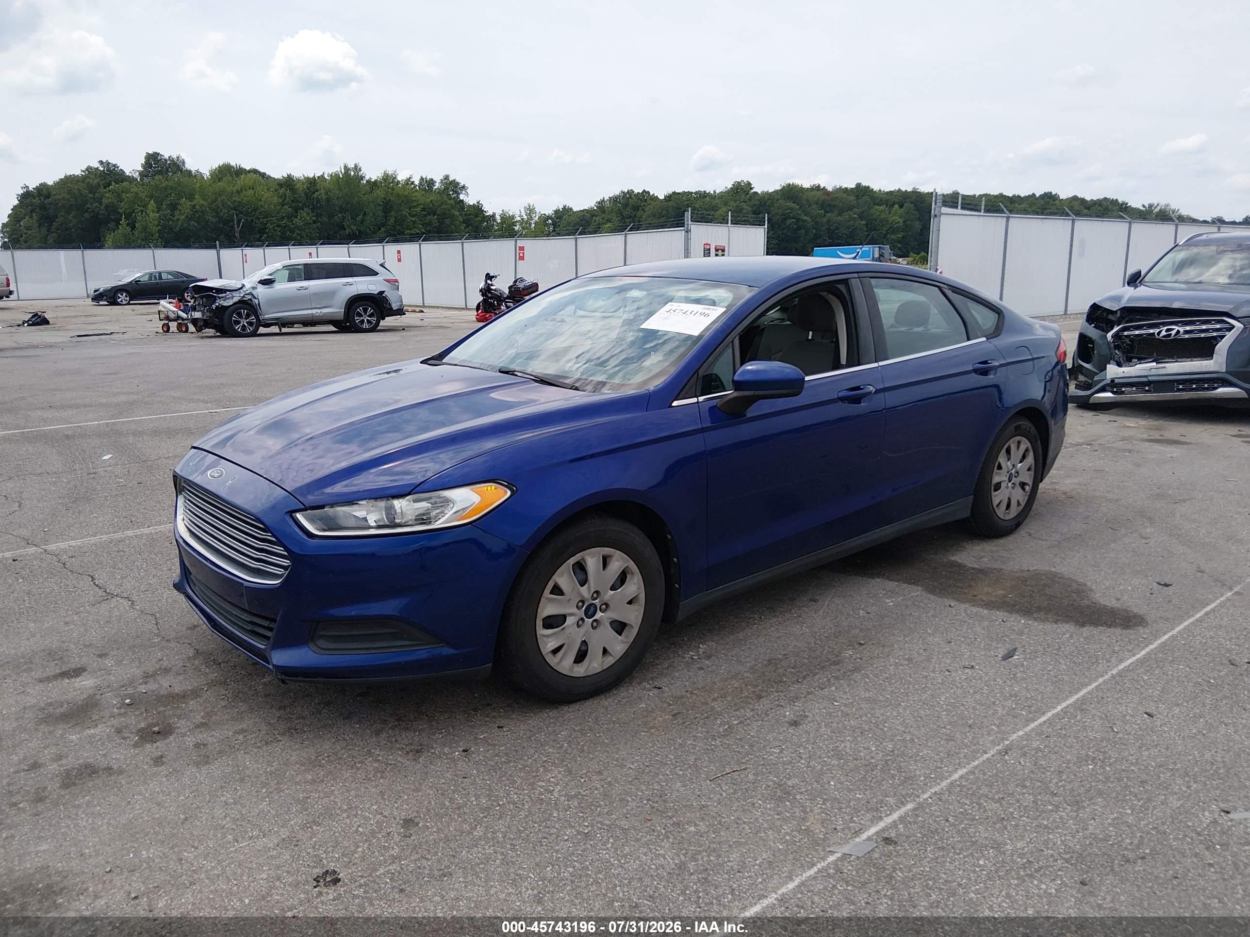 2013 Ford Fusion S Blue vin: 3FA6P0G76DR161134