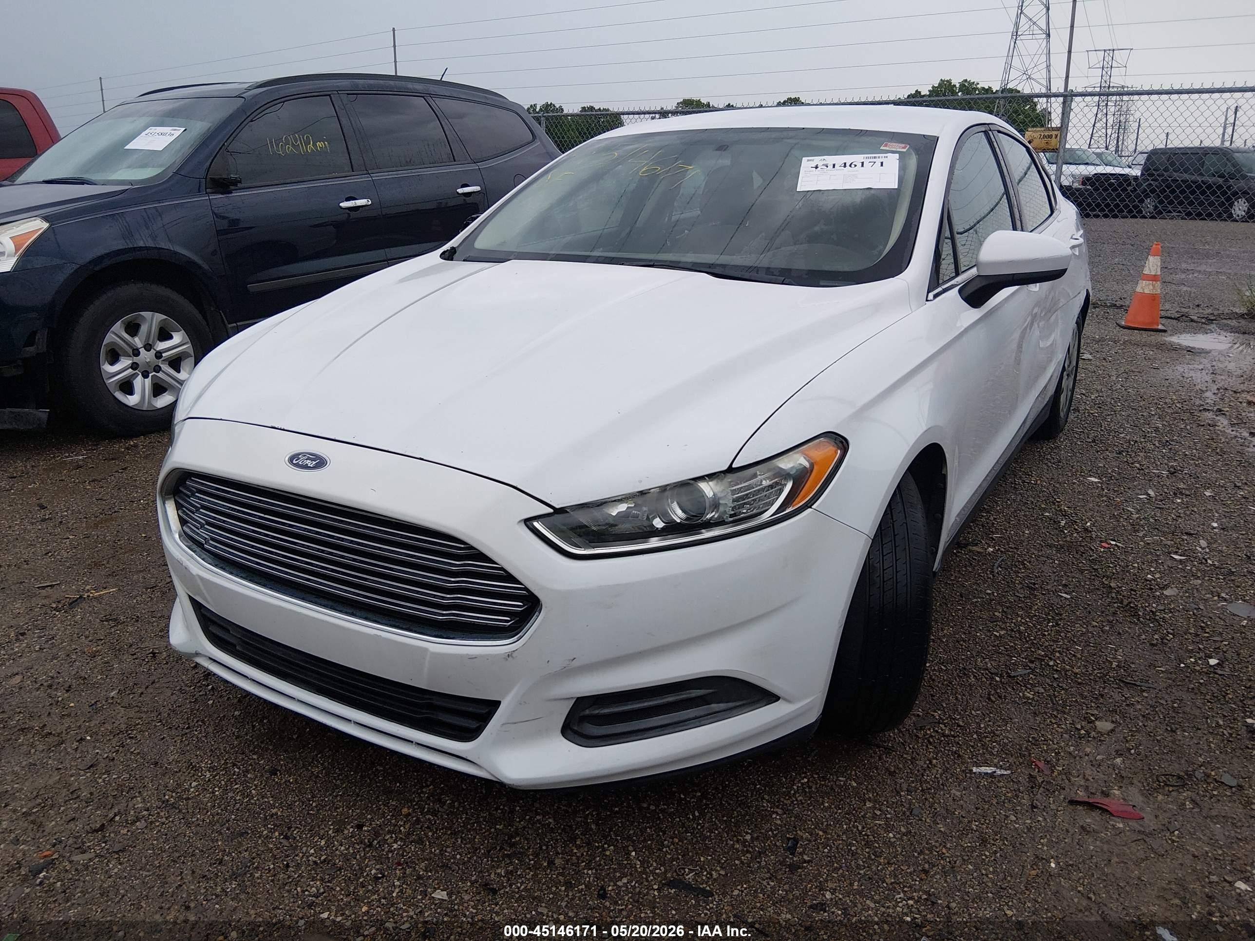 2013 Ford Fusion S White vin: 3FA6P0G76DR179732