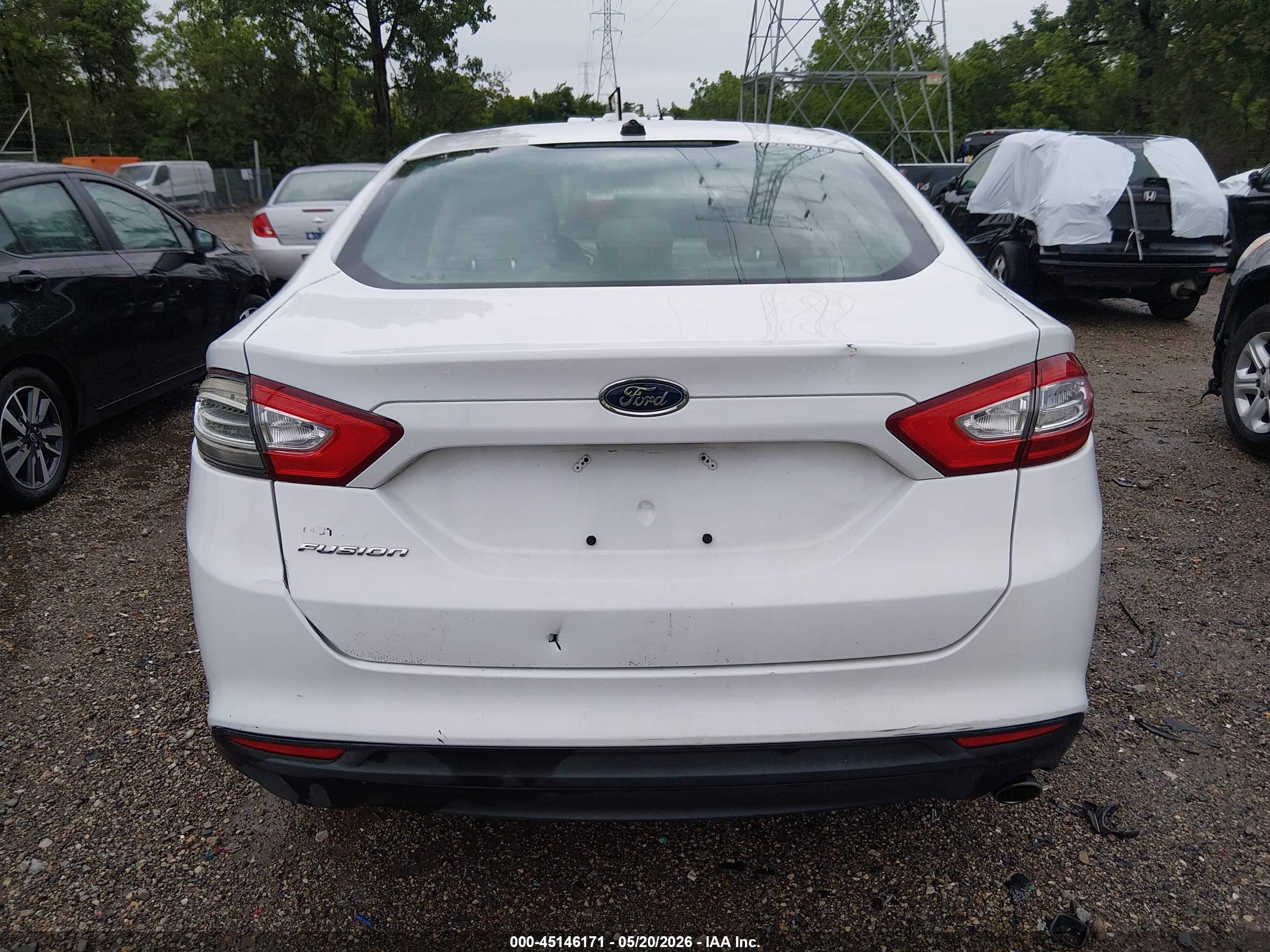 2013 Ford Fusion S White vin: 3FA6P0G76DR179732