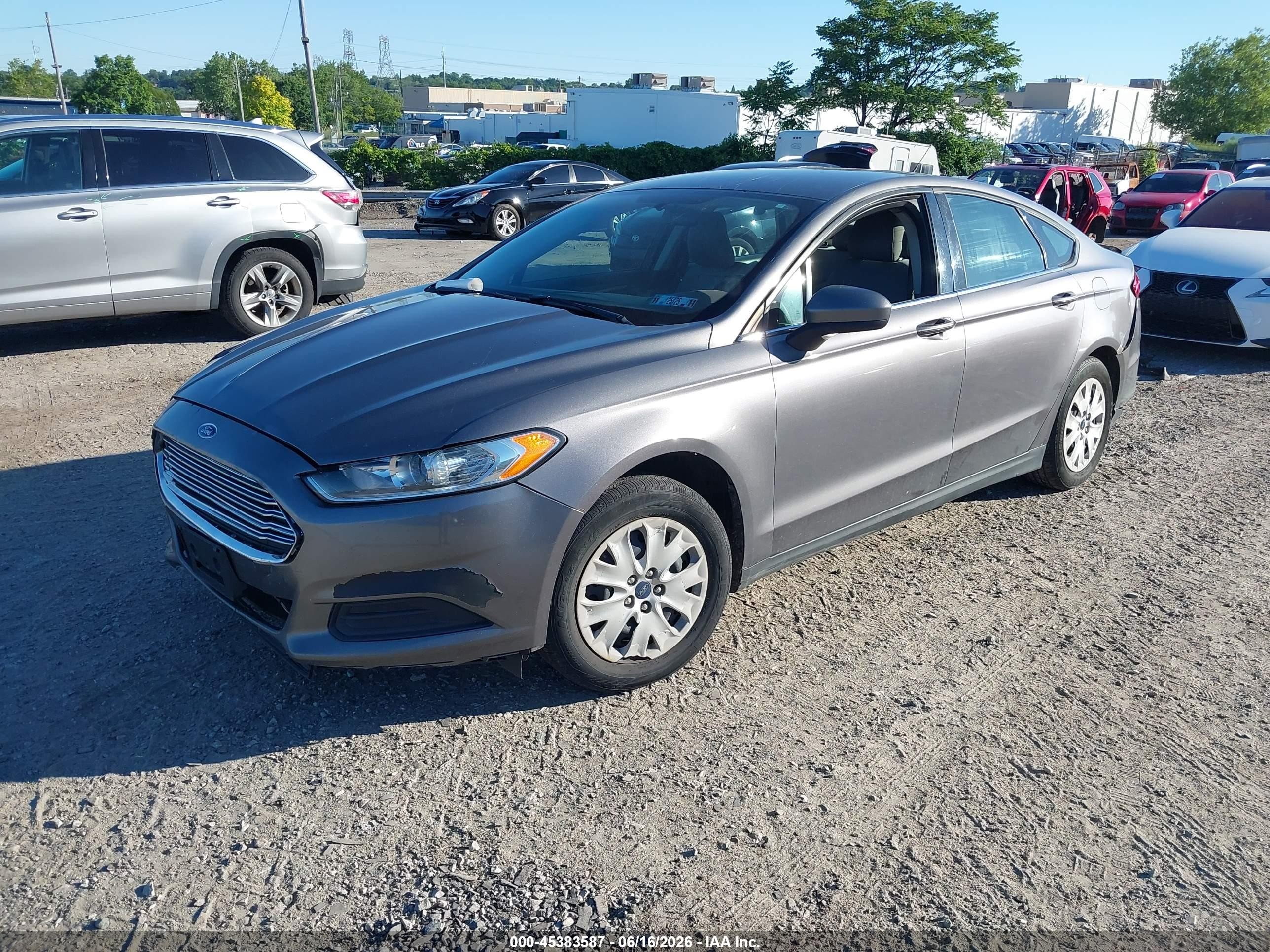 2013 Ford Fusion S Gray vin: 3FA6P0G76DR288322