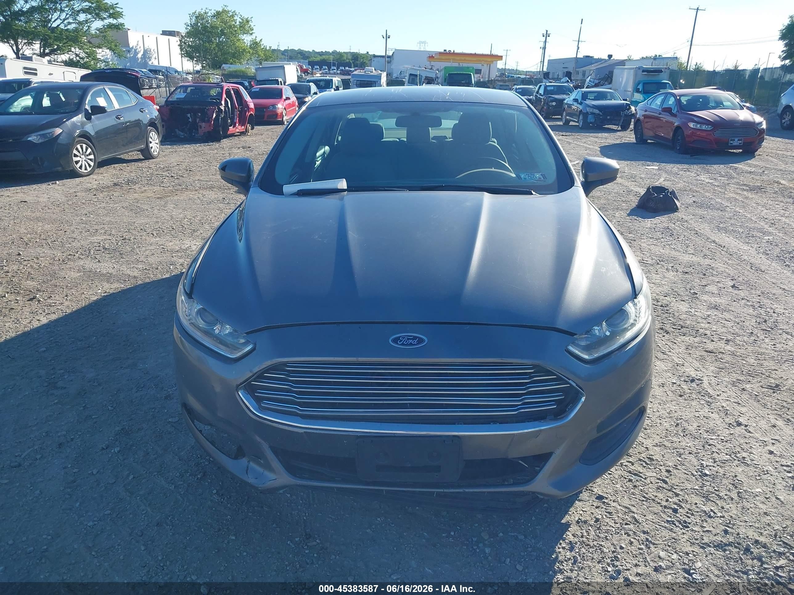 2013 Ford Fusion S Gray vin: 3FA6P0G76DR288322