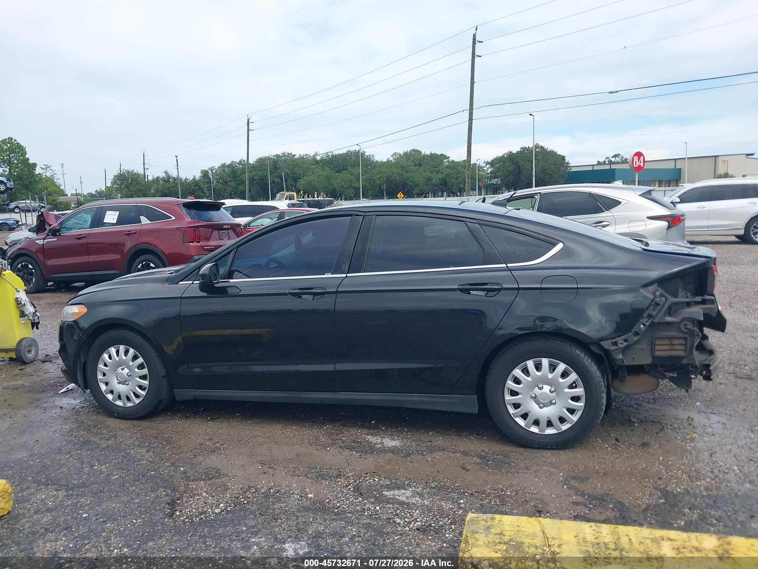 2013 Ford Fusion S Black vin: 3FA6P0G76DR288790