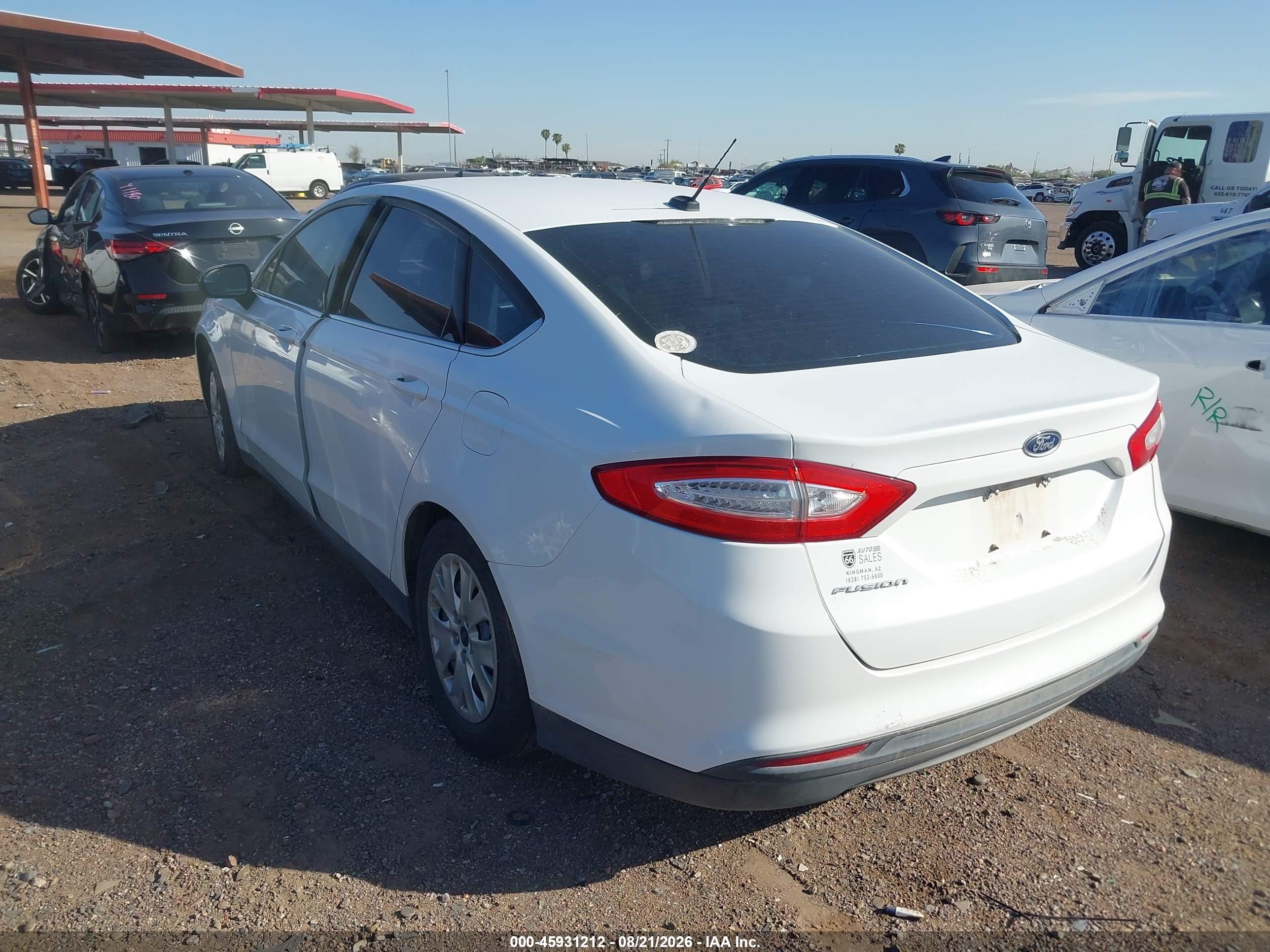 2014 Ford Fusion S White vin: 3FA6P0G76ER307680