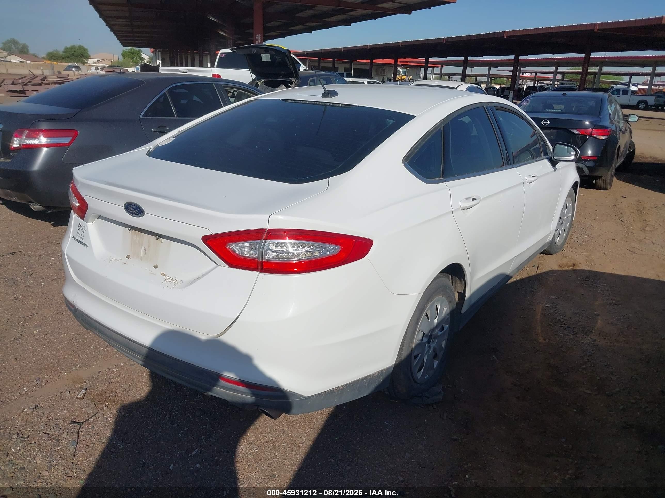 2014 Ford Fusion S White vin: 3FA6P0G76ER307680