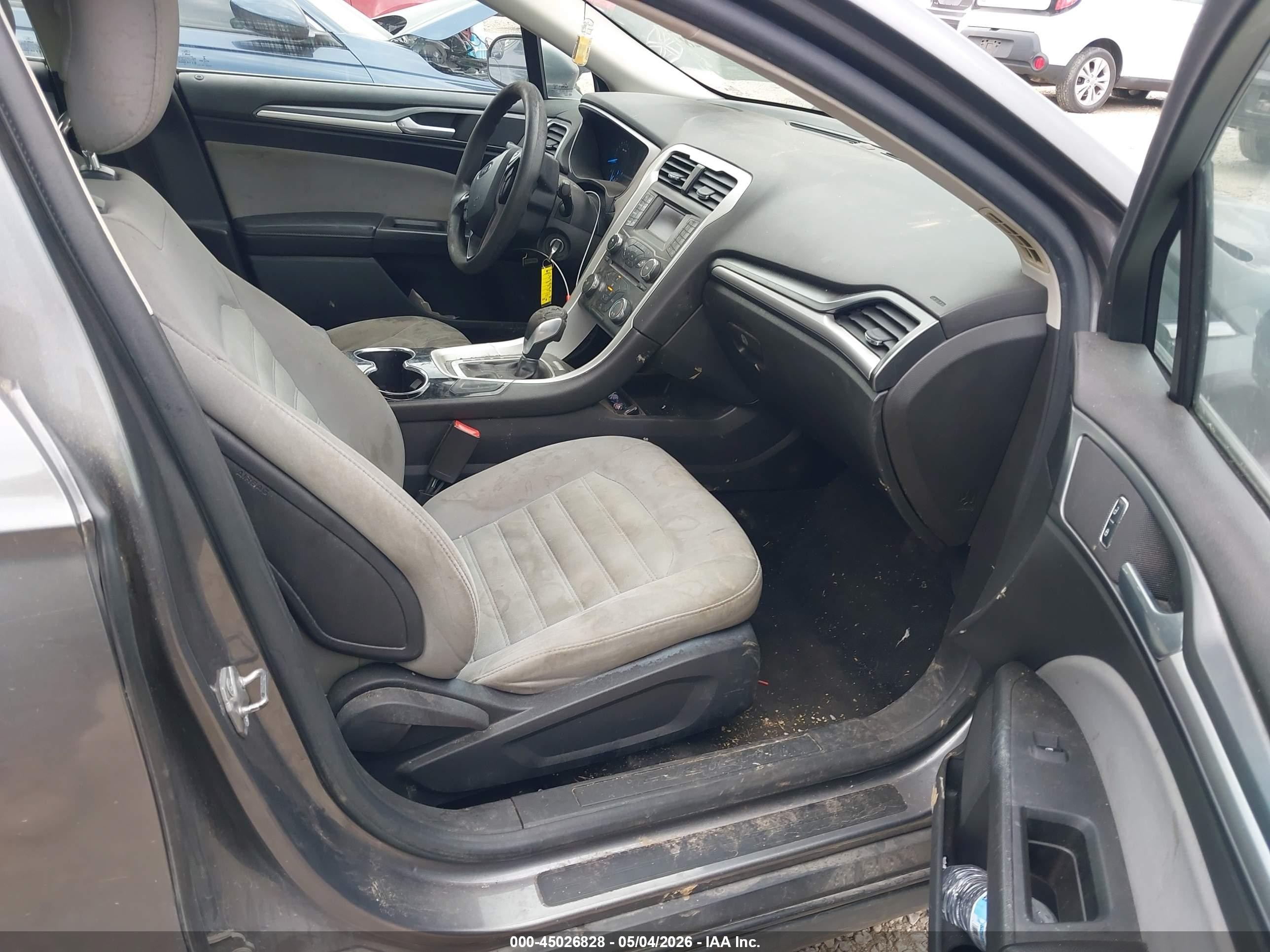 2014 Ford Fusion S Gray vin: 3FA6P0G76ER380967