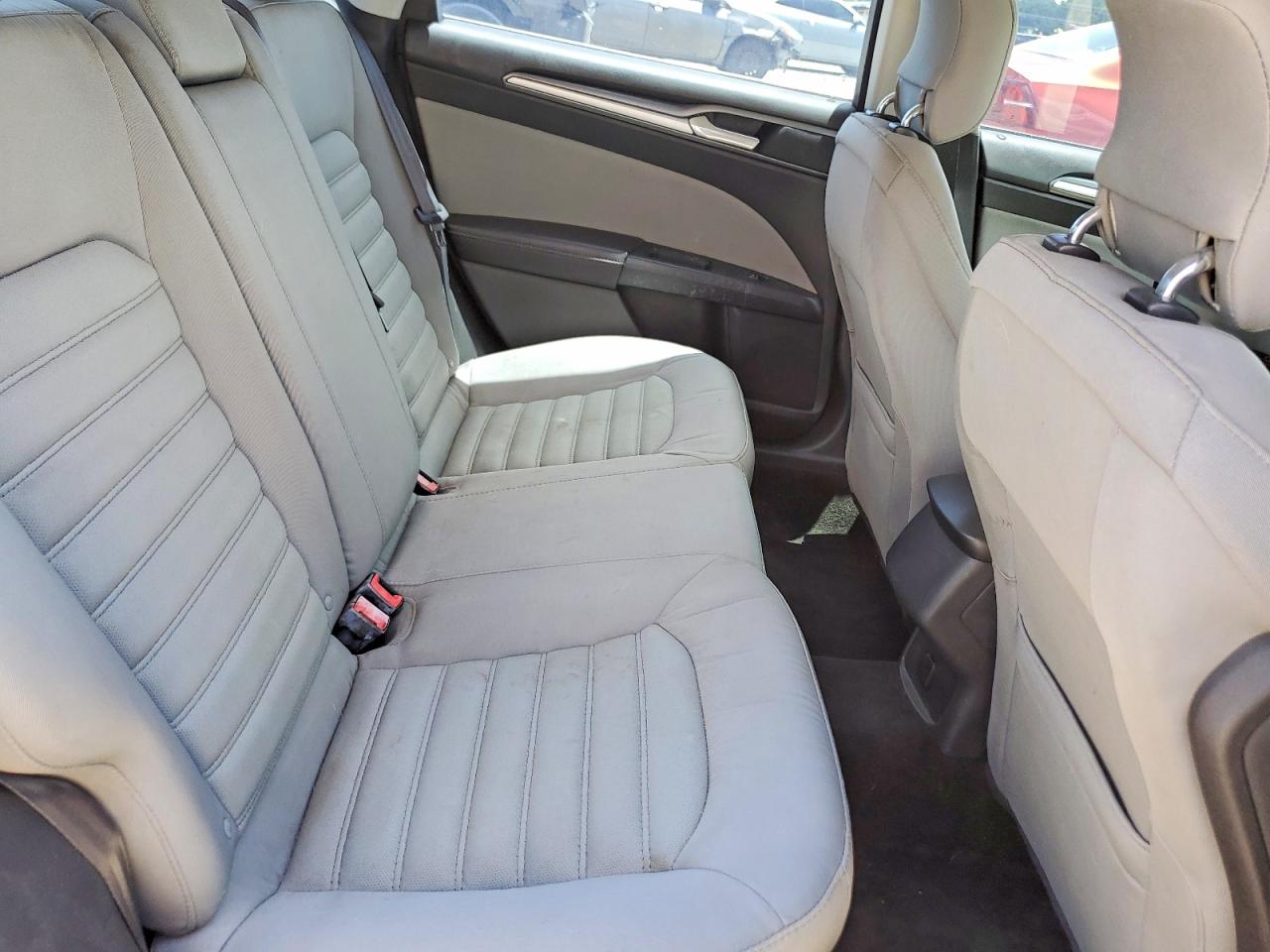 2014 Ford Fusion S Orange vin: 3FA6P0G76ER386364