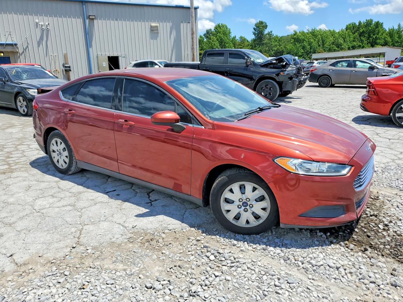 2014 Ford Fusion S Orange vin: 3FA6P0G76ER386364