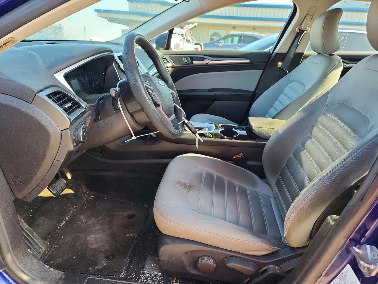 2015 Ford Fusion S Blue vin: 3FA6P0G76FR168538
