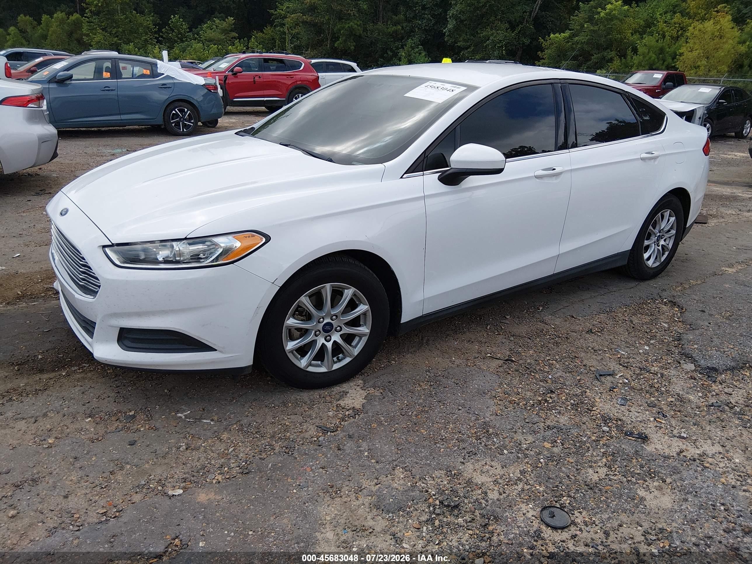 2015 Ford Fusion S White vin: 3FA6P0G76FR251208