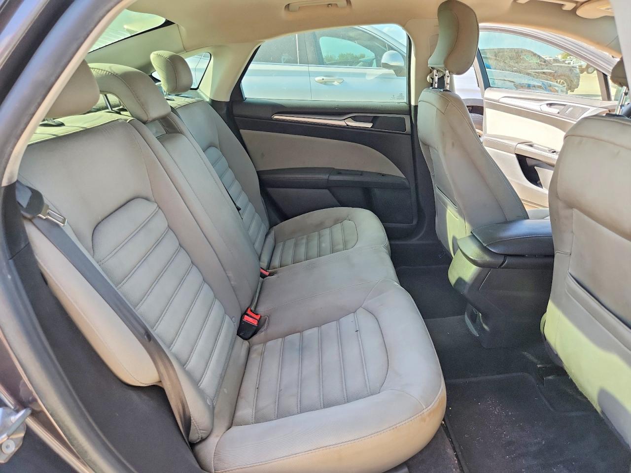 2015 Ford Fusion S Gray vin: 3FA6P0G76FR278716