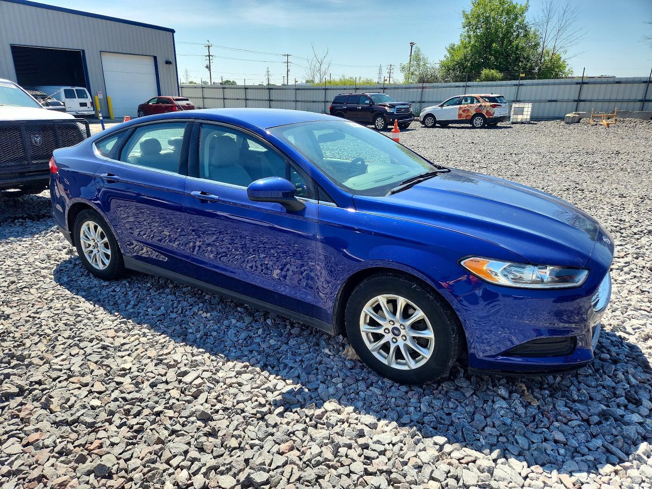 2015 Ford Fusion S Blue vin: 3FA6P0G76FR290218
