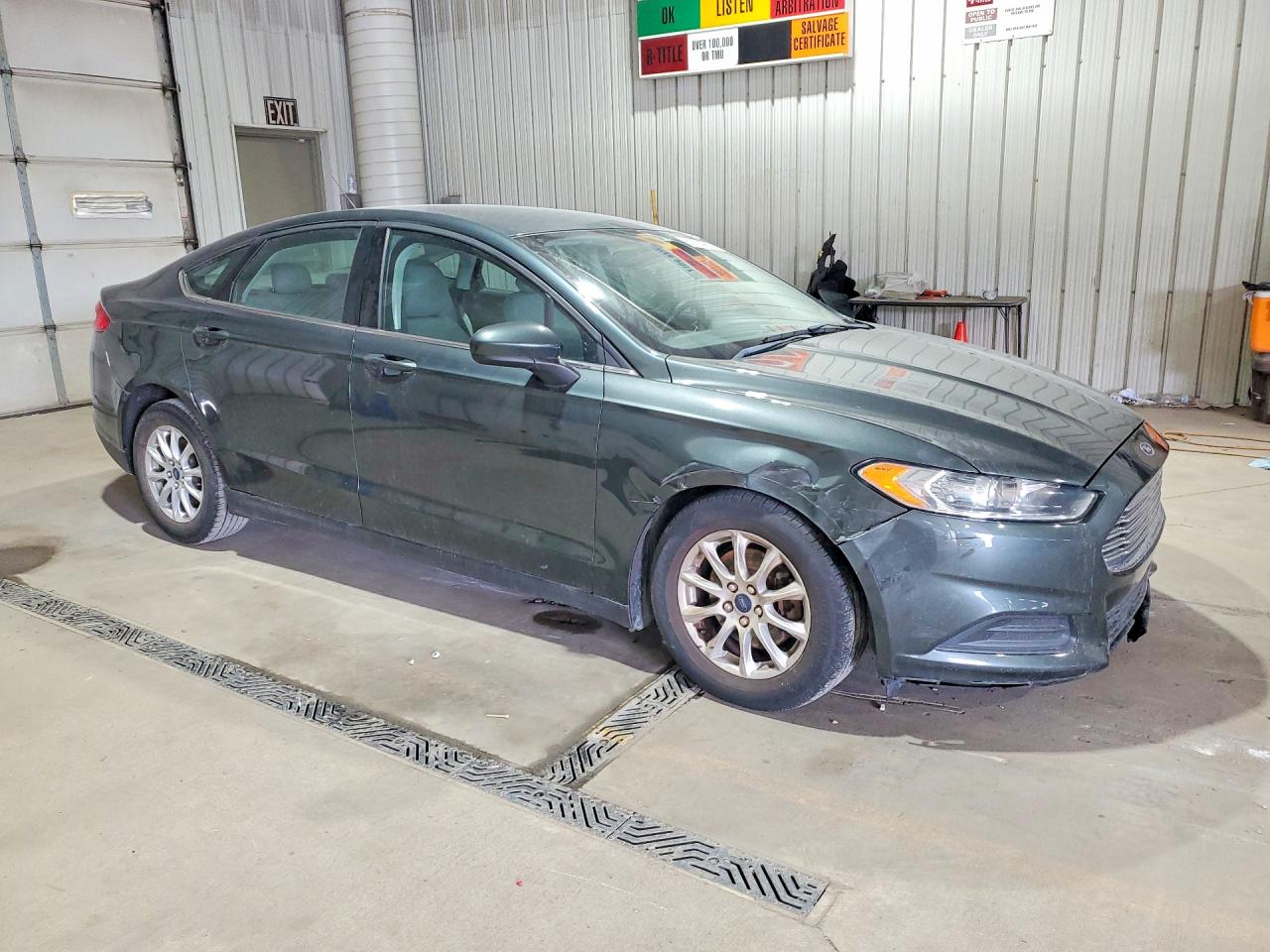 2015 Ford Fusion S Green vin: 3FA6P0G76FR300150