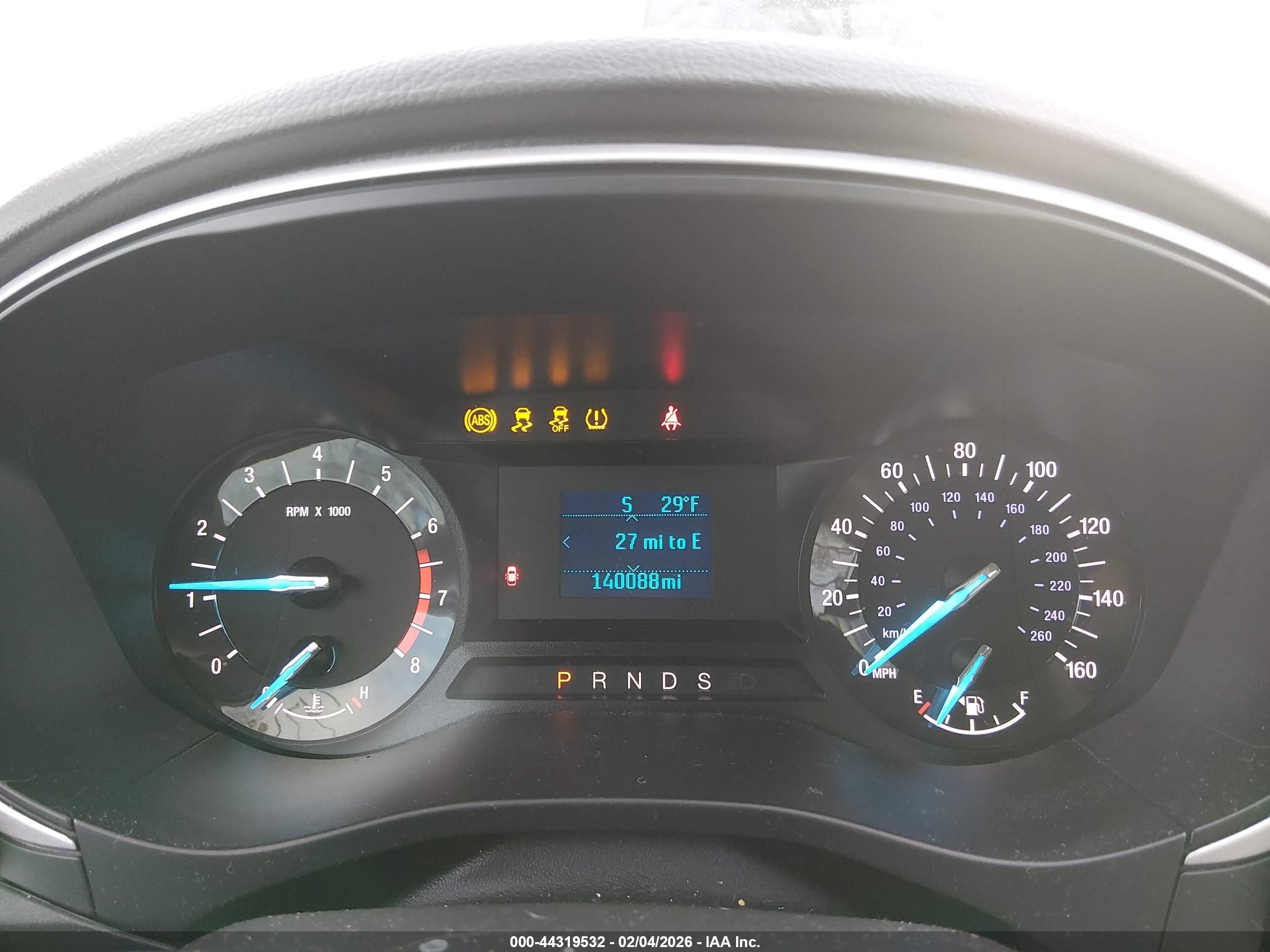 2016 Ford Fusion S Красный vin: 3FA6P0G76GR236824