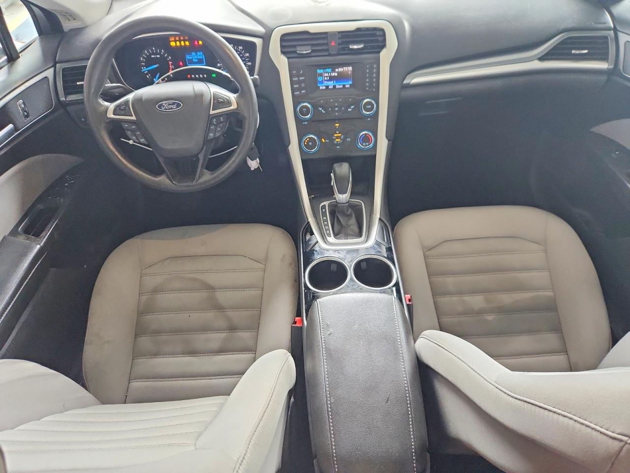 2013 Ford Fusion S White vin: 3FA6P0G77DR170814