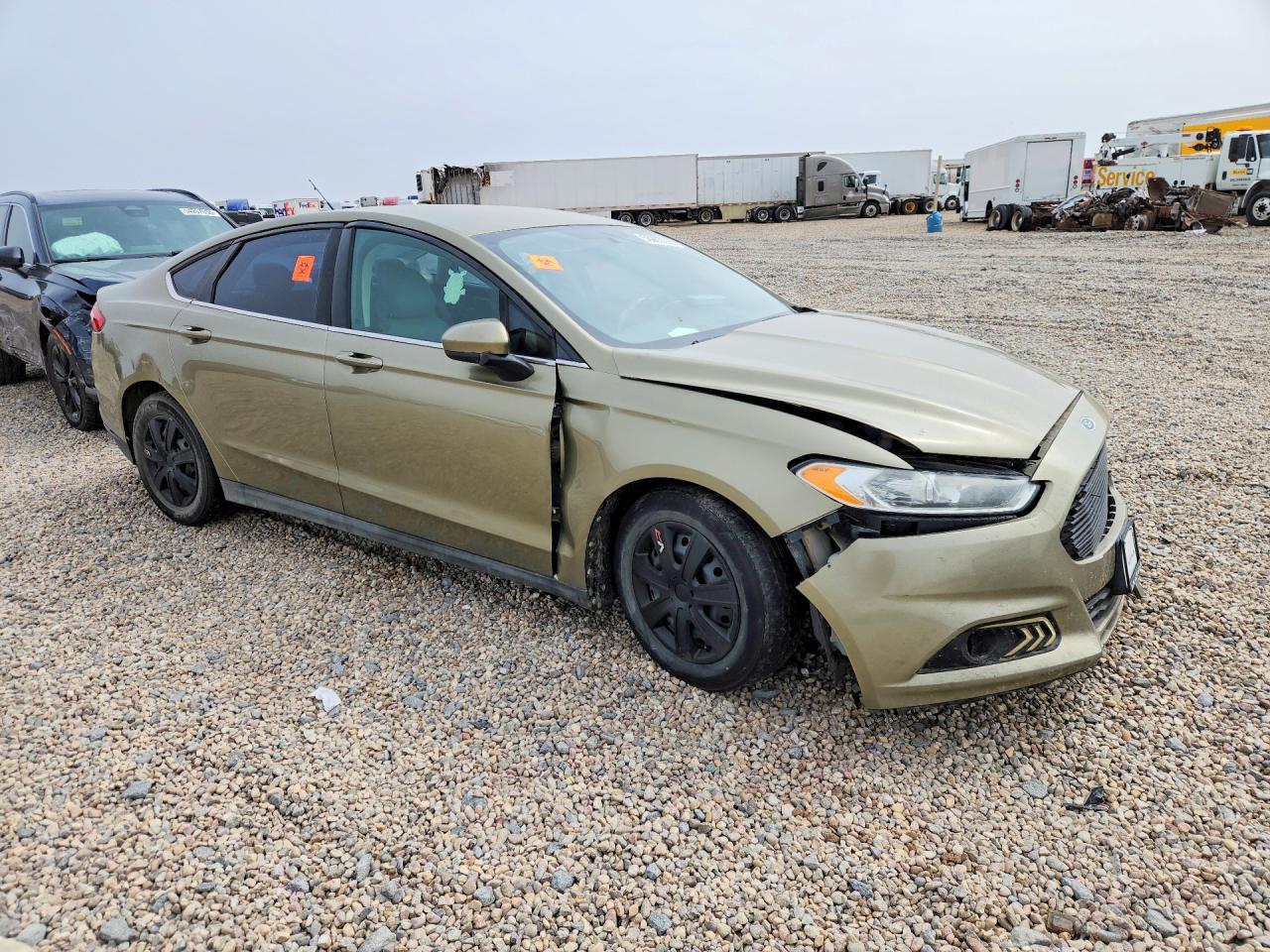 2013 Ford Fusion S Green vin: 3FA6P0G77DR183983