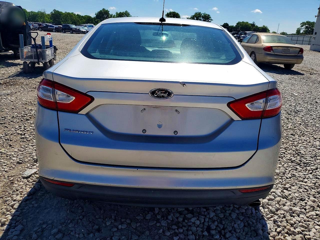 2013 Ford Fusion S Silver vin: 3FA6P0G77DR189993