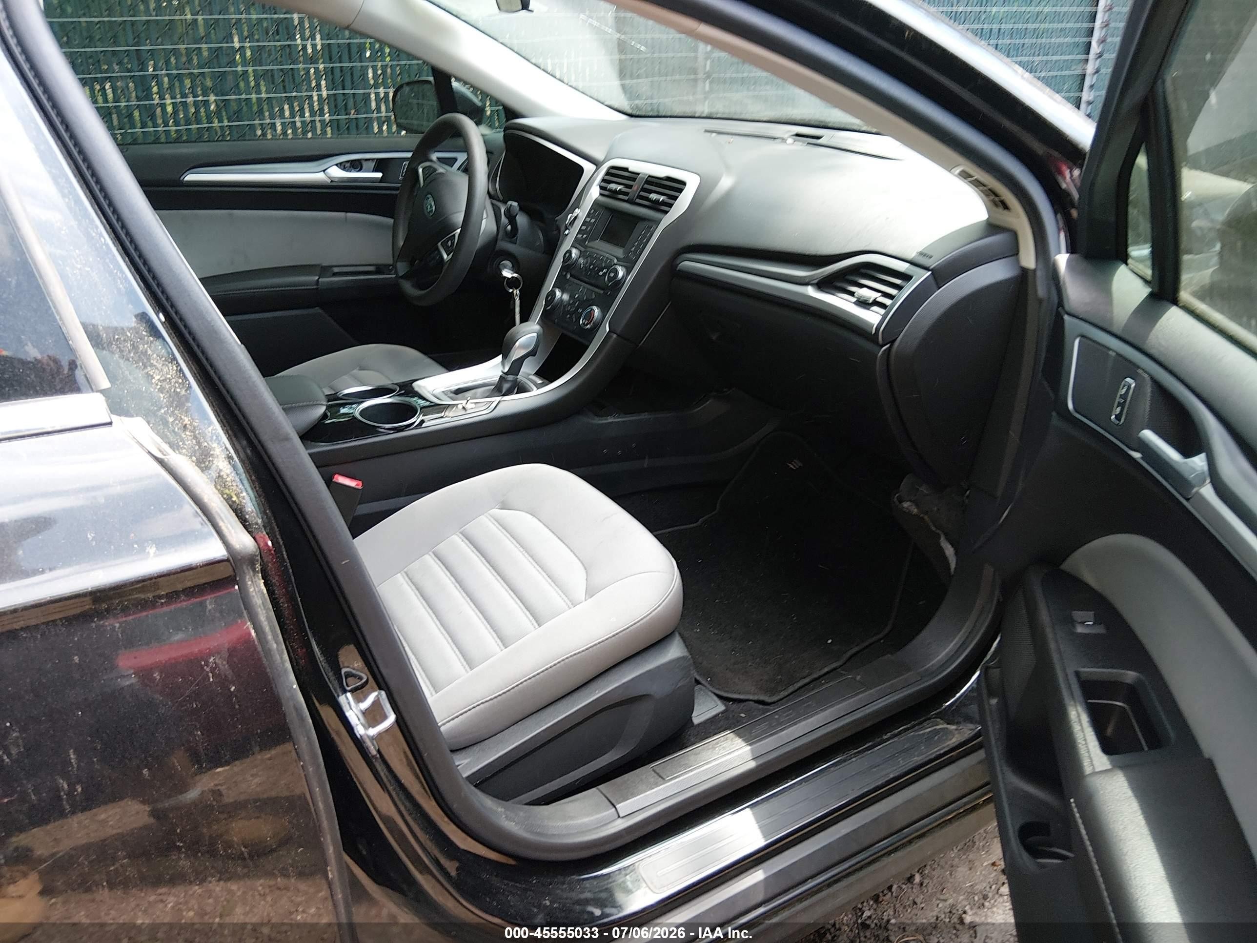 2013 Ford Fusion S Black vin: 3FA6P0G77DR269066
