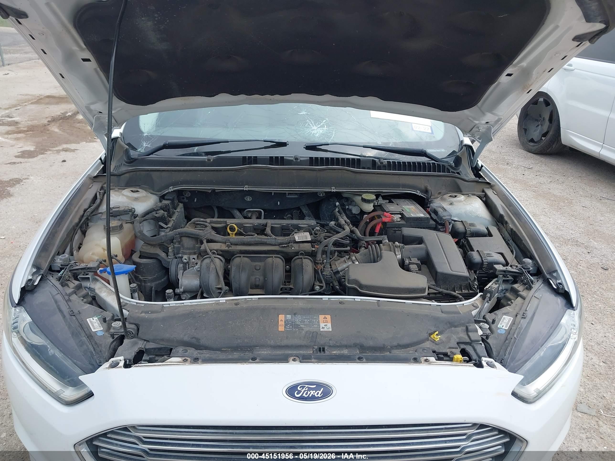 2013 Ford Fusion S Белый vin: 3FA6P0G77DR273117