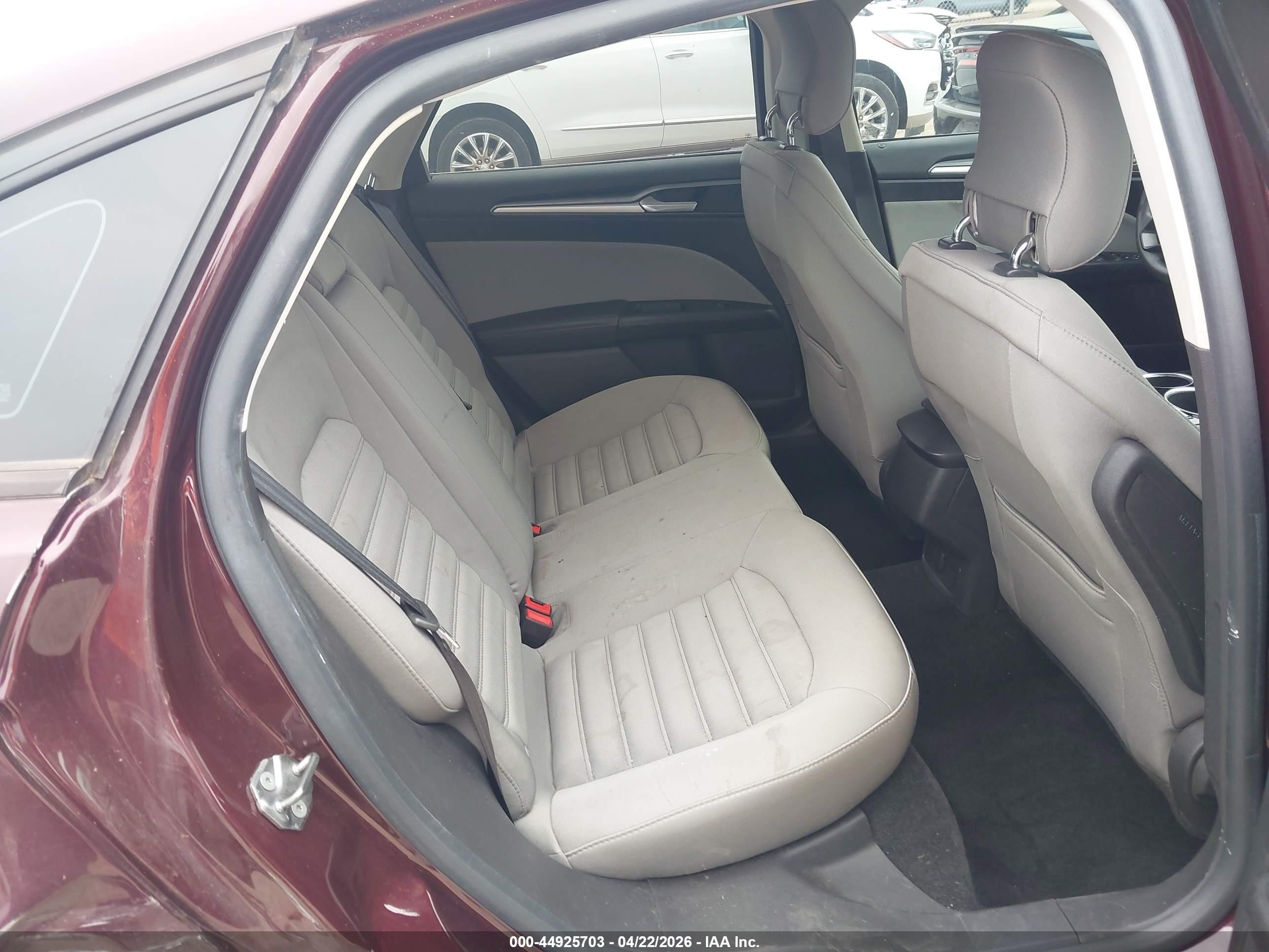 2013 Ford Fusion S Burgundy vin: 3FA6P0G77DR342484
