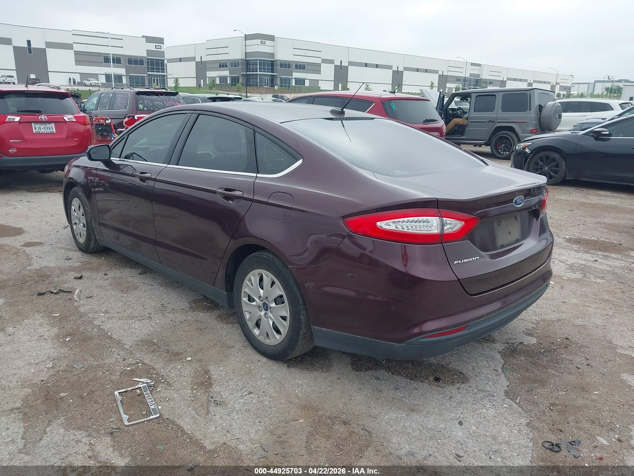 2013 Ford Fusion S Burgundy vin: 3FA6P0G77DR342484