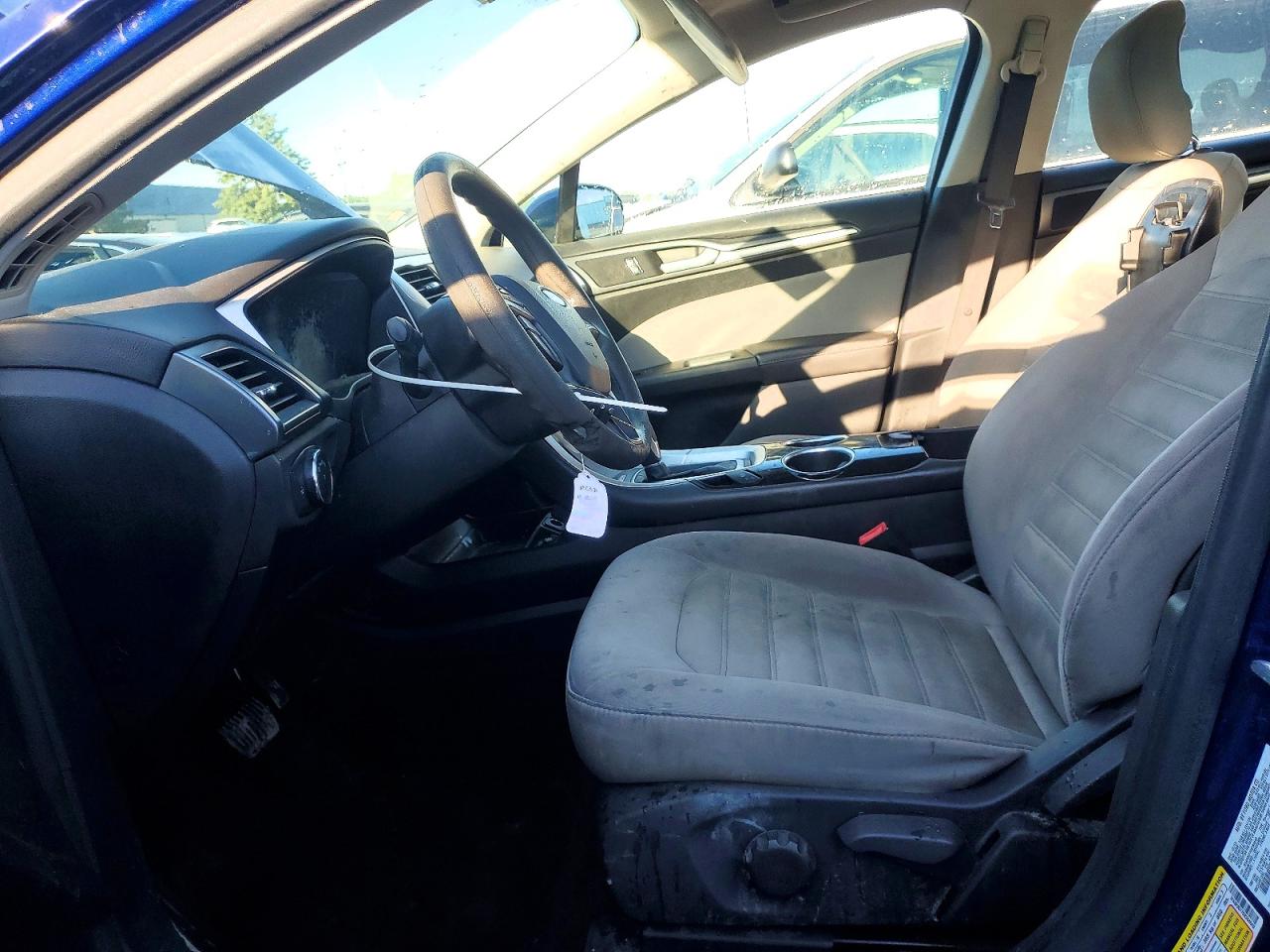 2013 Ford Fusion S Blue vin: 3FA6P0G77DR384640