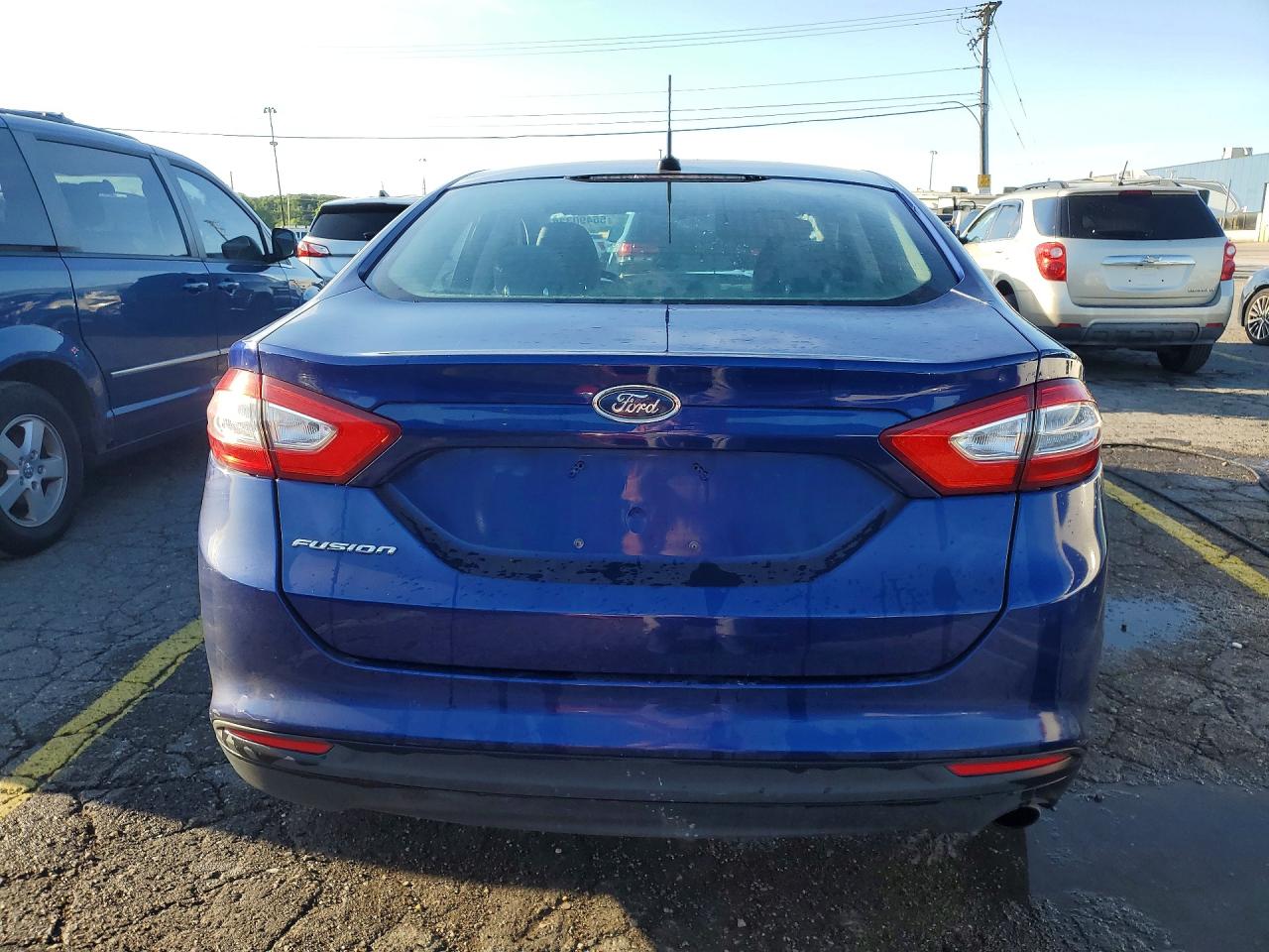 2013 Ford Fusion S Blue vin: 3FA6P0G77DR384640