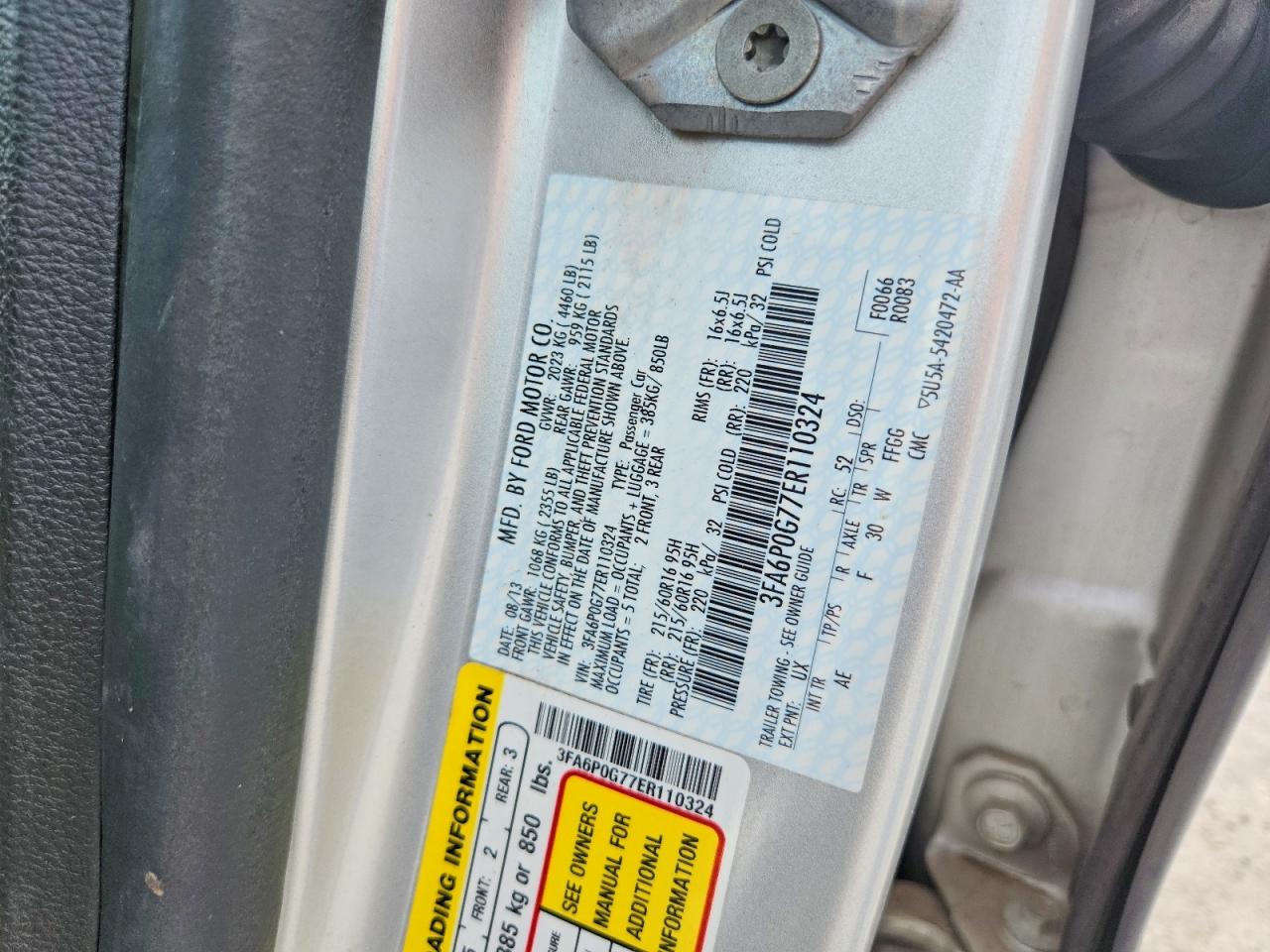2014 Ford Fusion S Серебряный vin: 3FA6P0G77ER110324