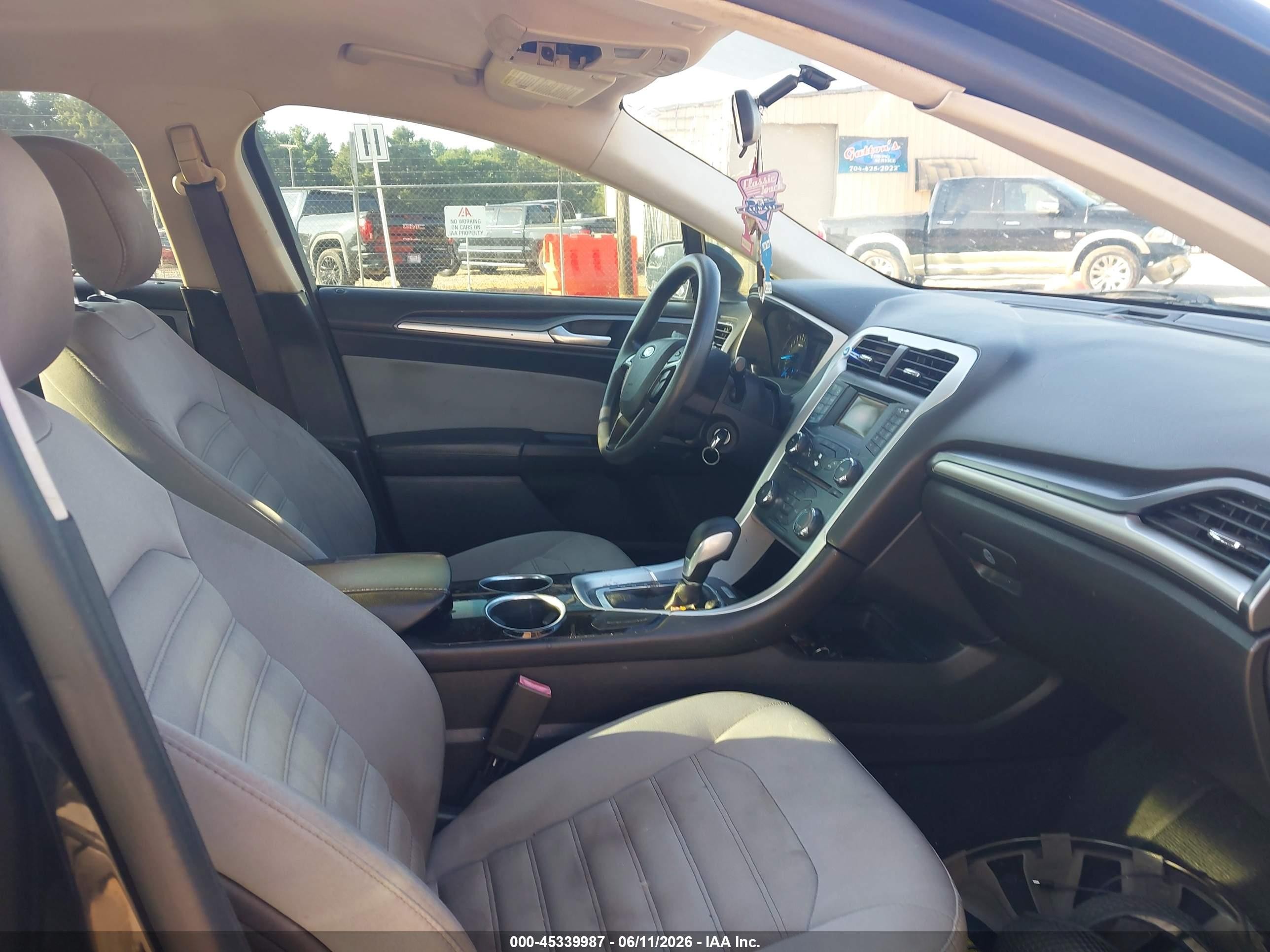 2014 Ford Fusion S Black vin: 3FA6P0G77ER114096
