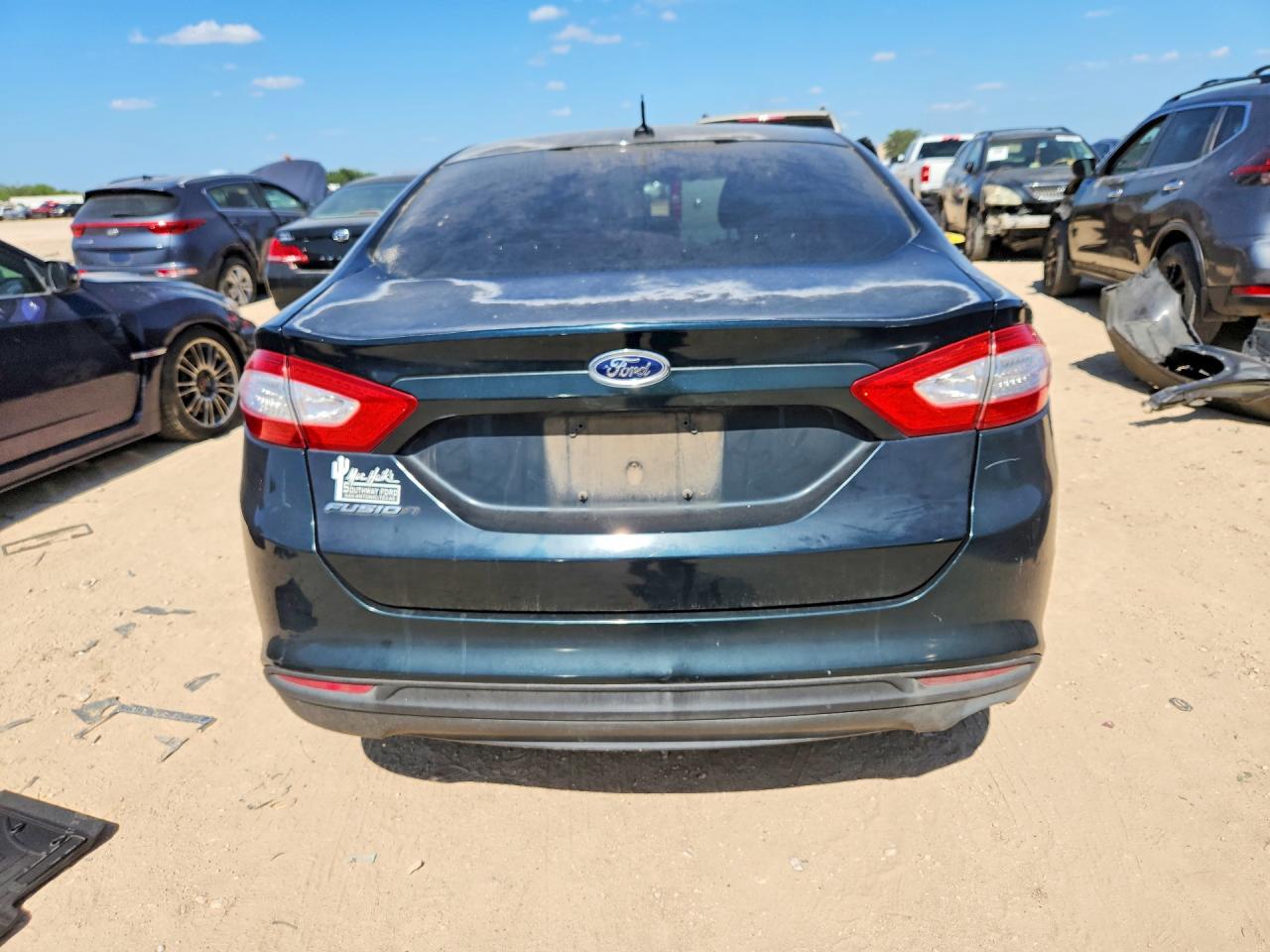 2014 Ford Fusion S Black vin: 3FA6P0G77ER169308