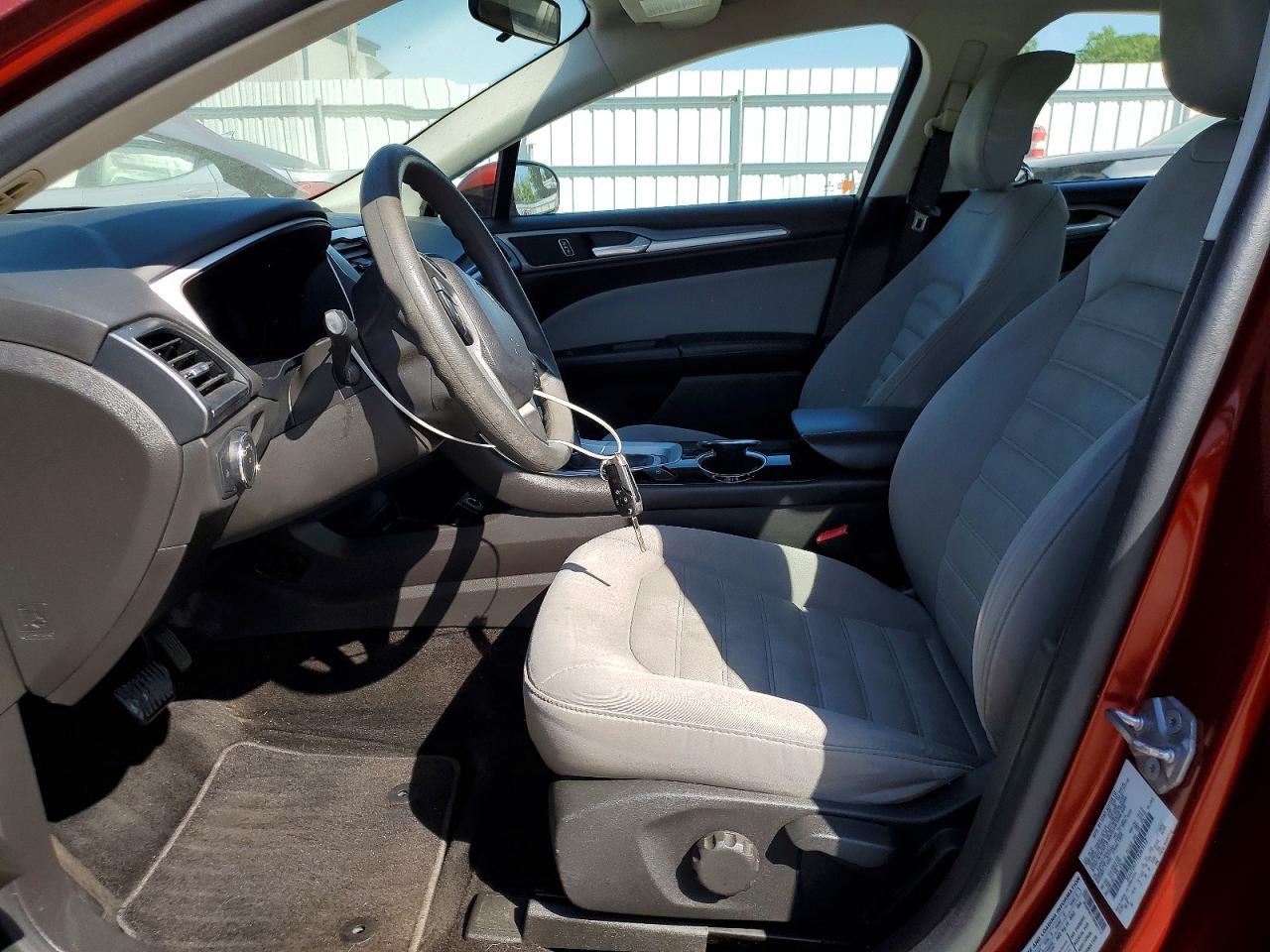 2014 Ford Fusion S Orange vin: 3FA6P0G77ER363112