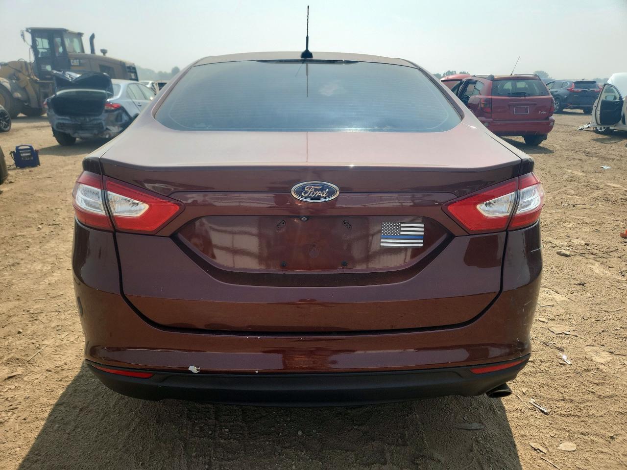 2015 Ford Fusion S Brown vin: 3FA6P0G77FR114374