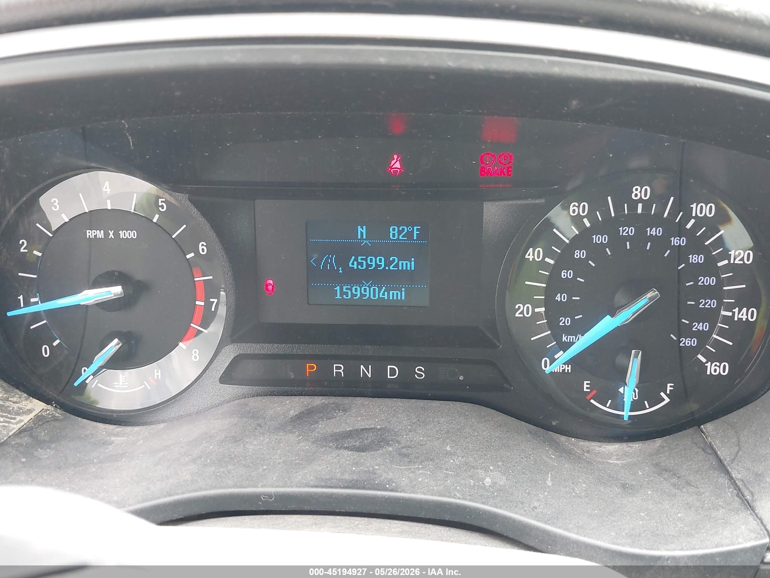 2015 Ford Fusion S Серебряный vin: 3FA6P0G77FR163946