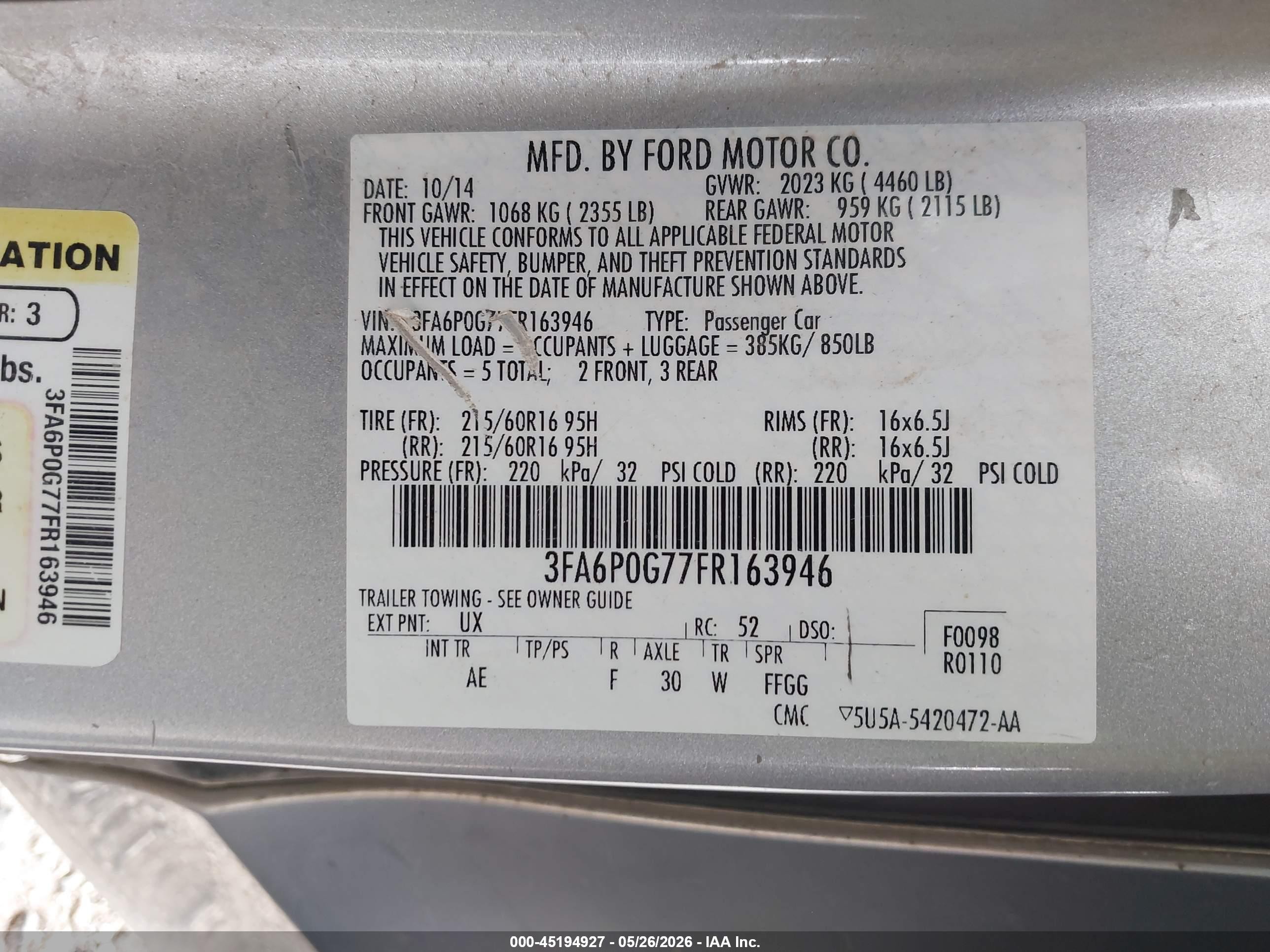 2015 Ford Fusion S Серебряный vin: 3FA6P0G77FR163946