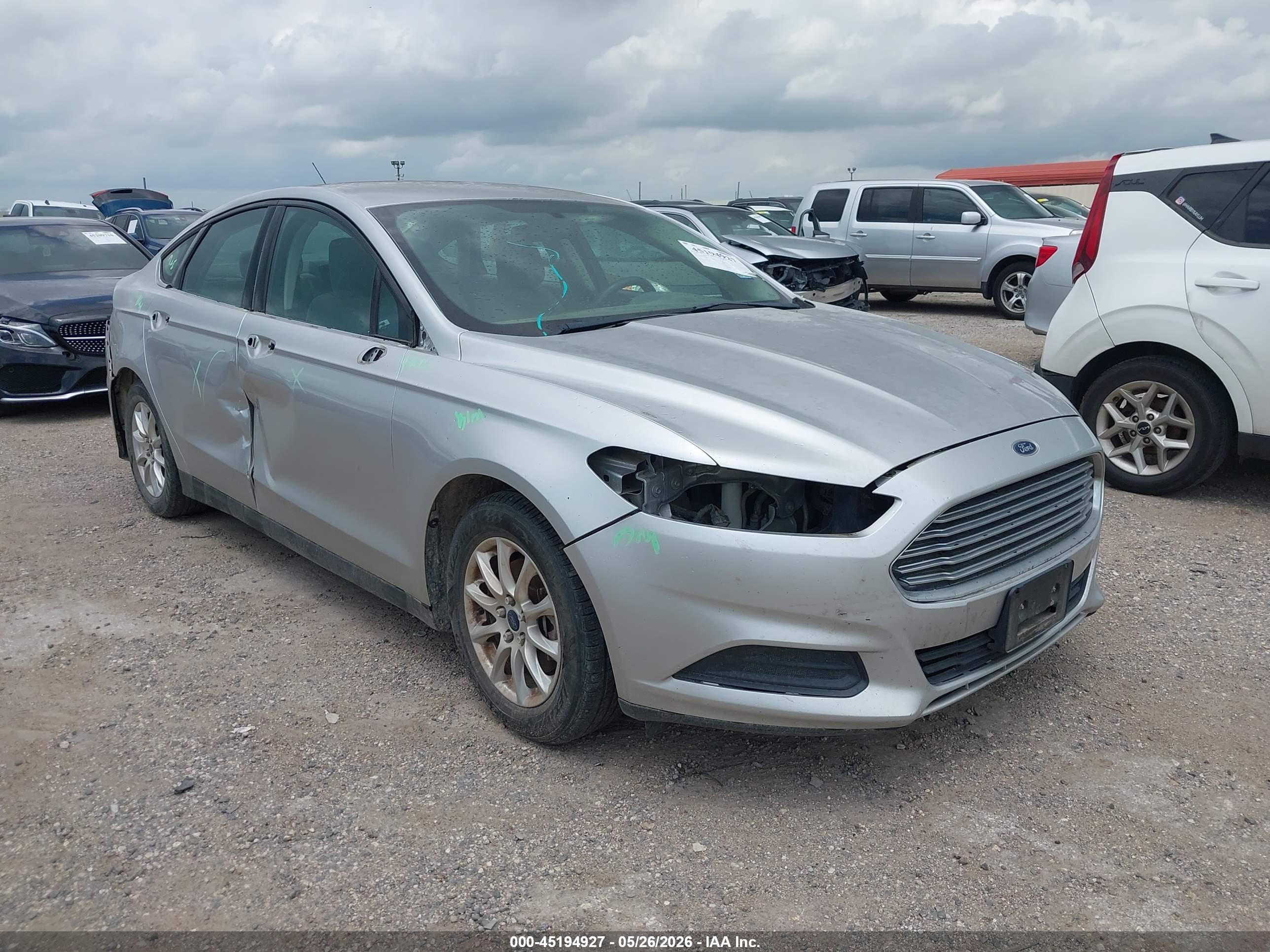 2015 Ford Fusion S Silver vin: 3FA6P0G77FR163946
