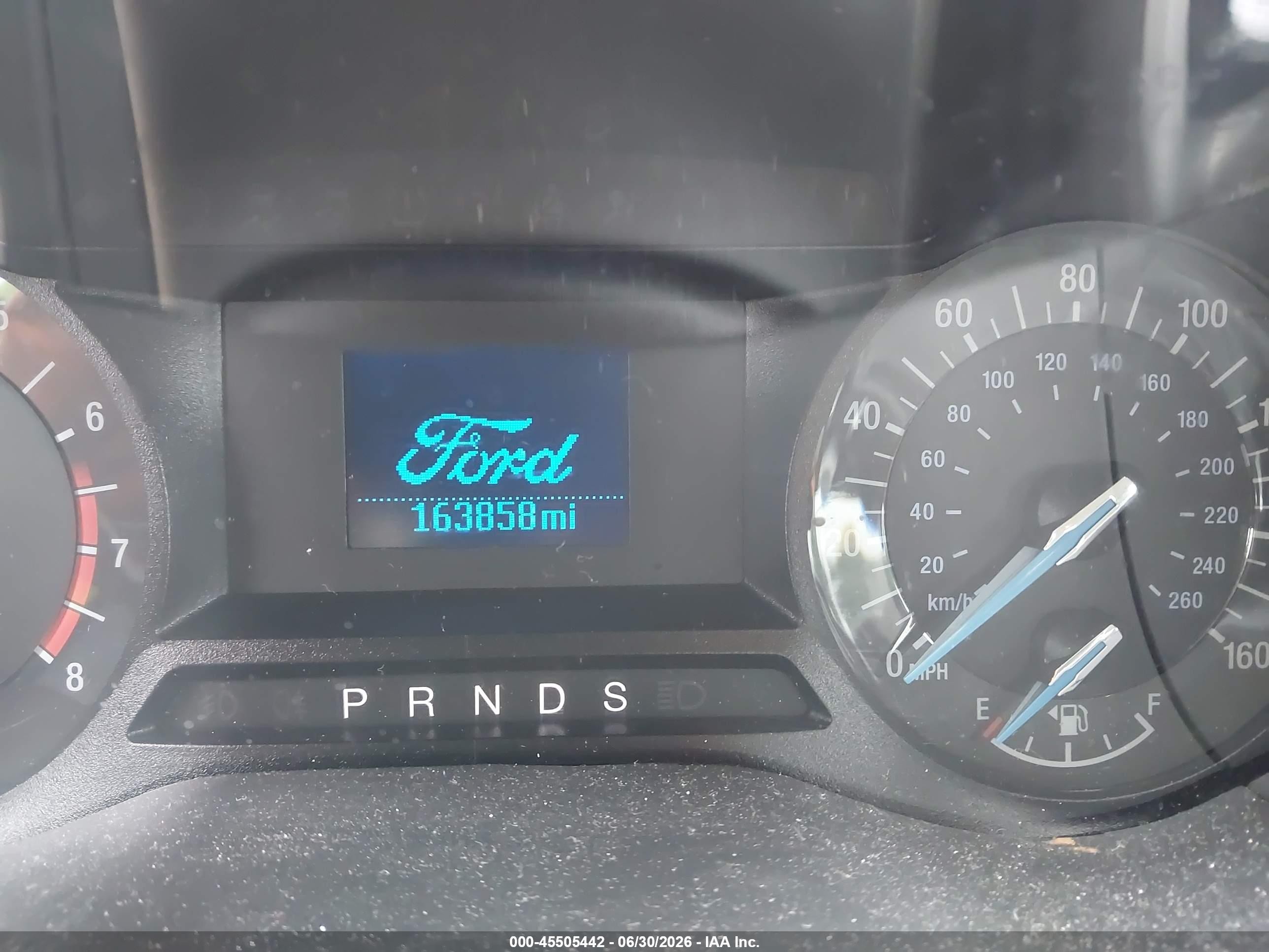 2015 Ford Fusion S Зеленый vin: 3FA6P0G77FR245319