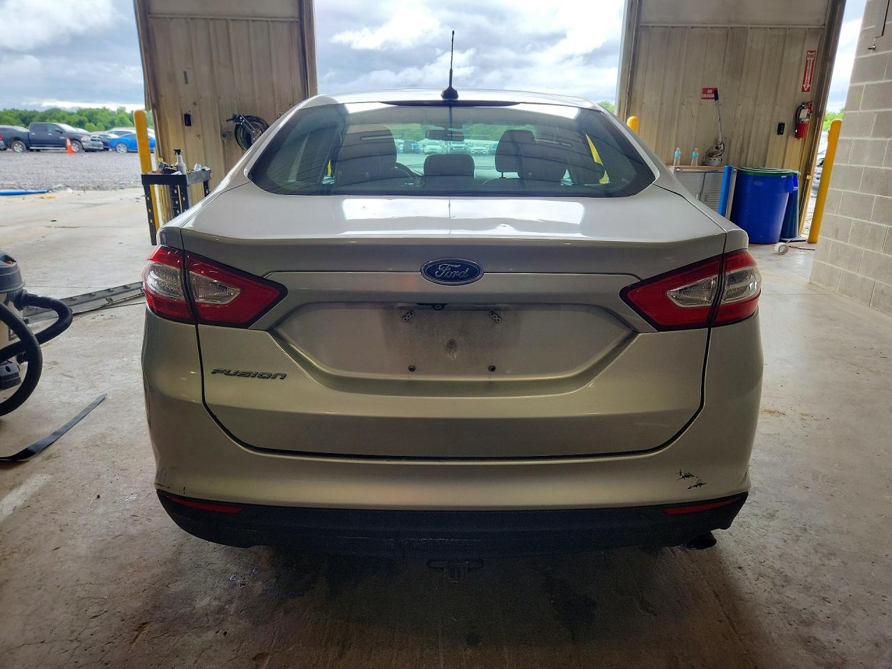 2015 Ford Fusion S Silver vin: 3FA6P0G77FR257874