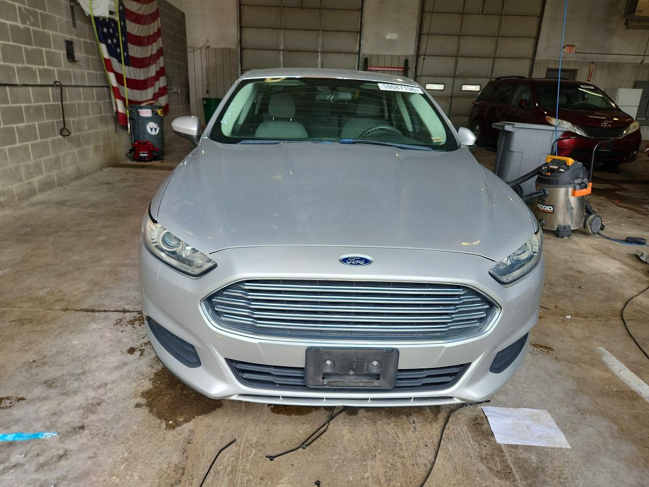 2015 Ford Fusion S Silver vin: 3FA6P0G77FR257874
