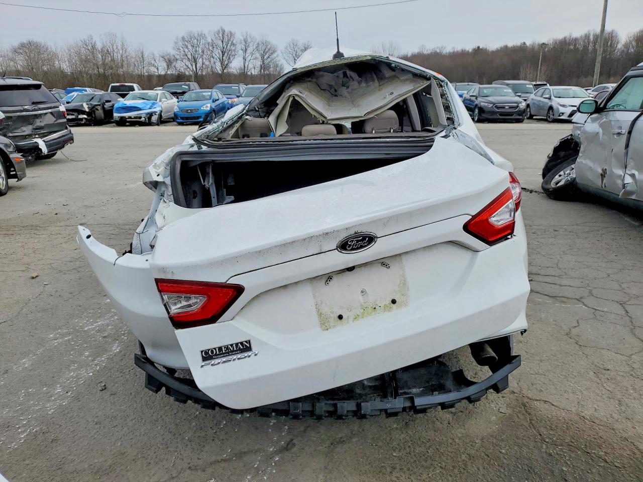 2016 Ford Fusion S White vin: 3FA6P0G77GR131645