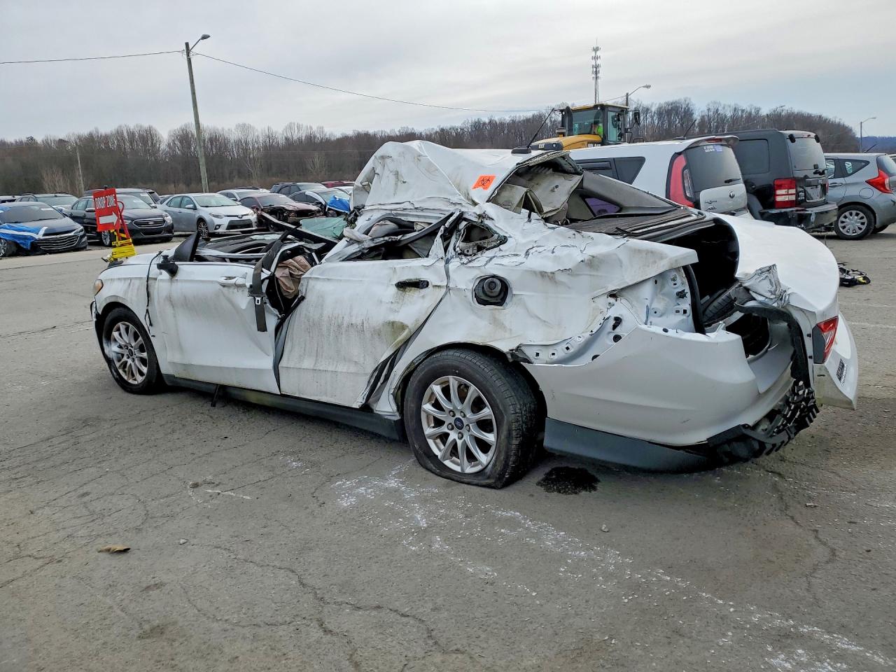 2016 Ford Fusion S White vin: 3FA6P0G77GR131645