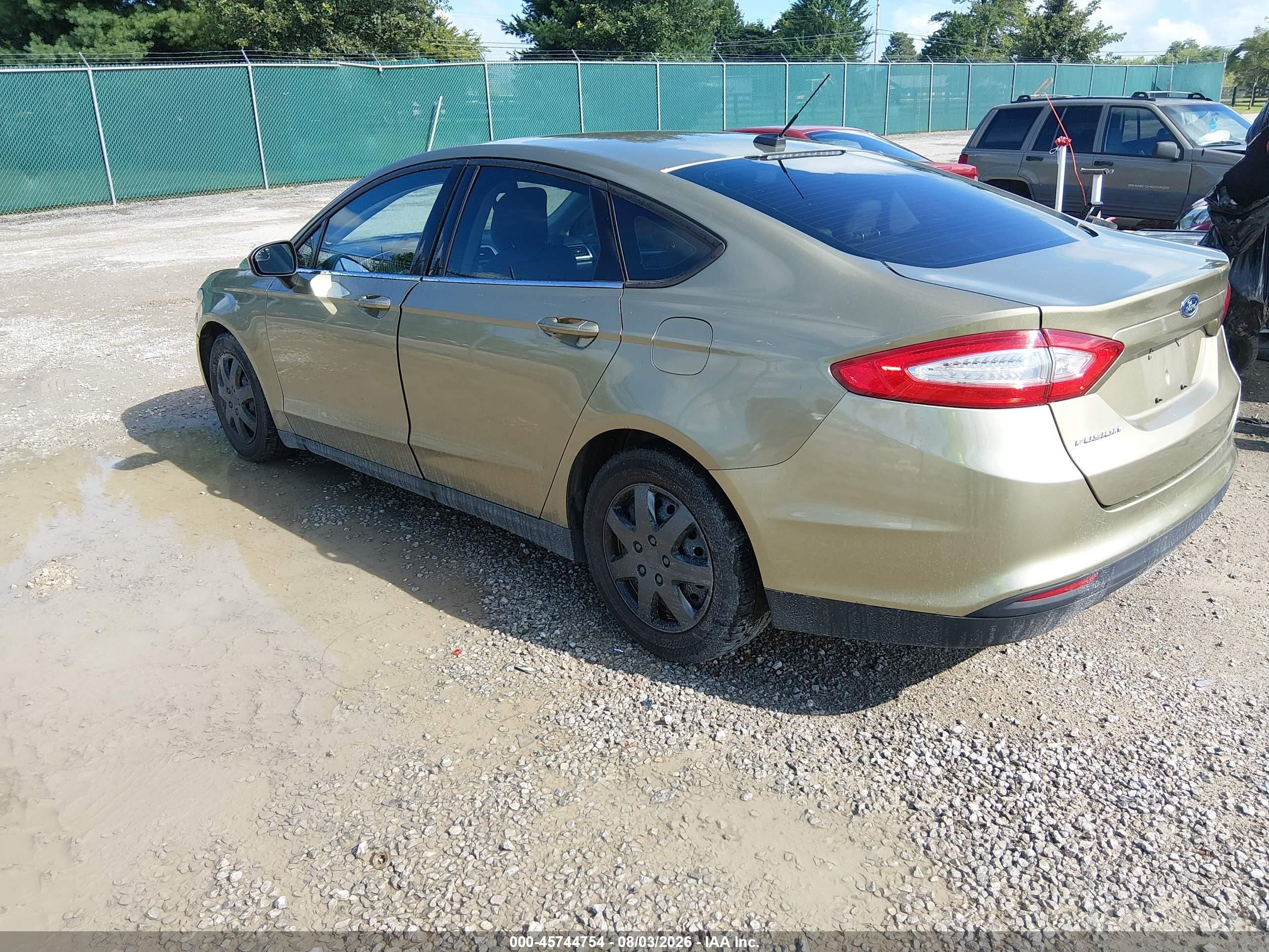 2013 Ford Fusion S Green vin: 3FA6P0G78DR196564