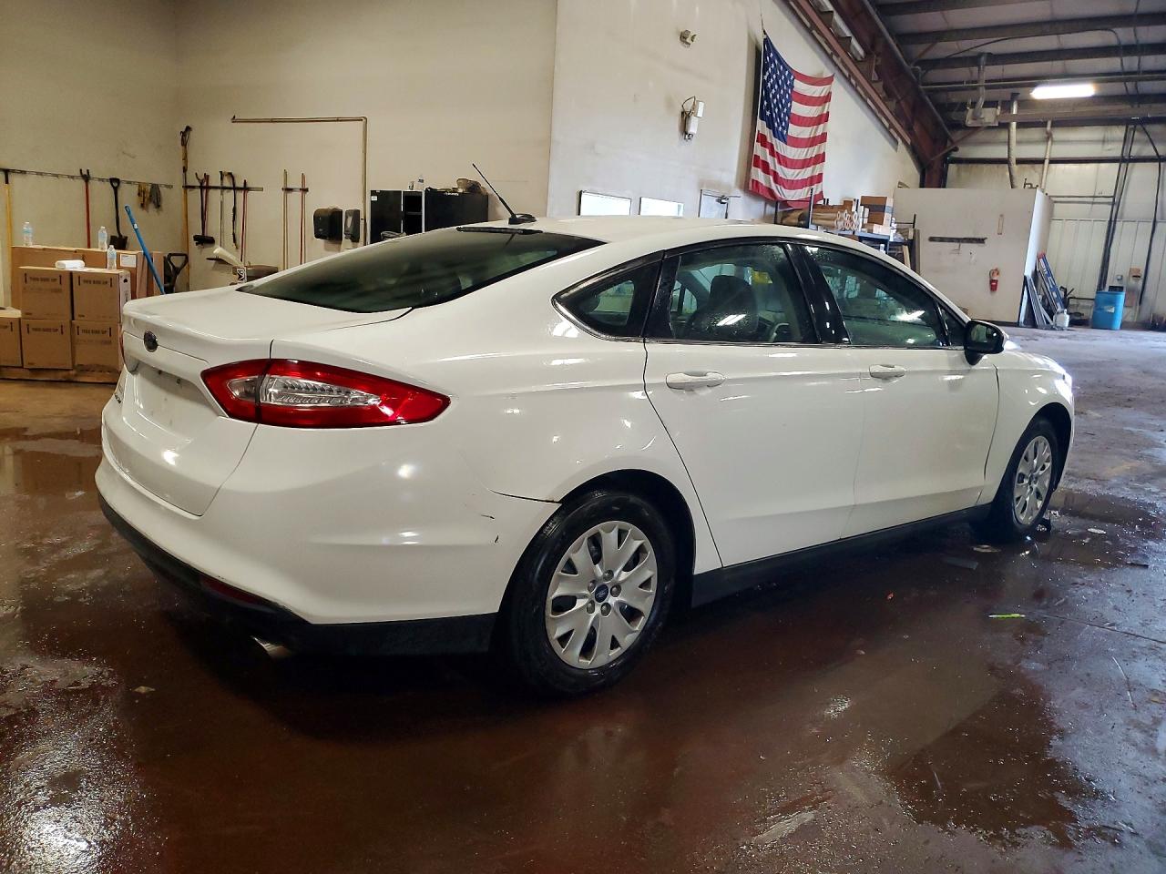 2013 Ford Fusion S White vin: 3FA6P0G78DR222046
