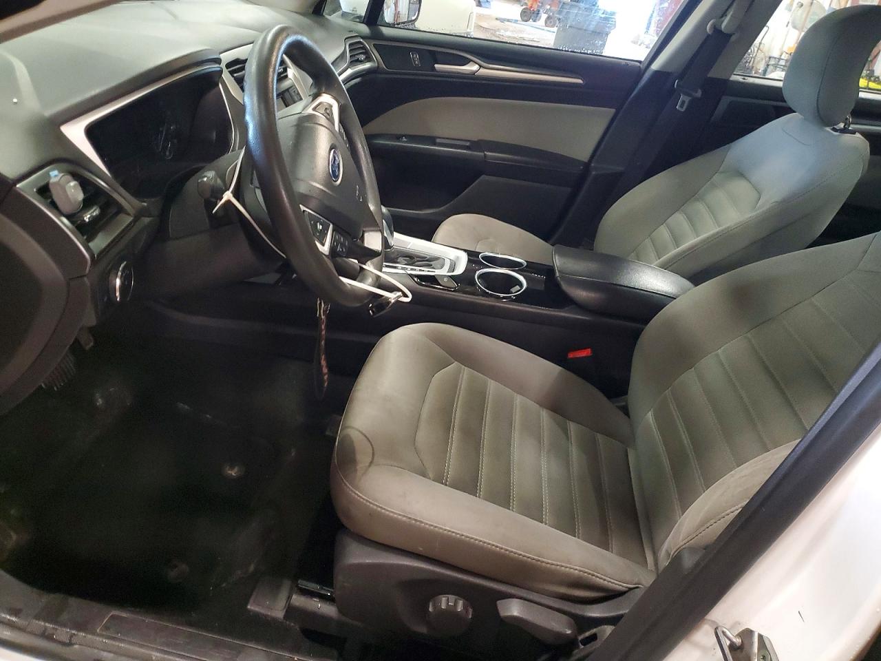2013 Ford Fusion S White vin: 3FA6P0G78DR222046