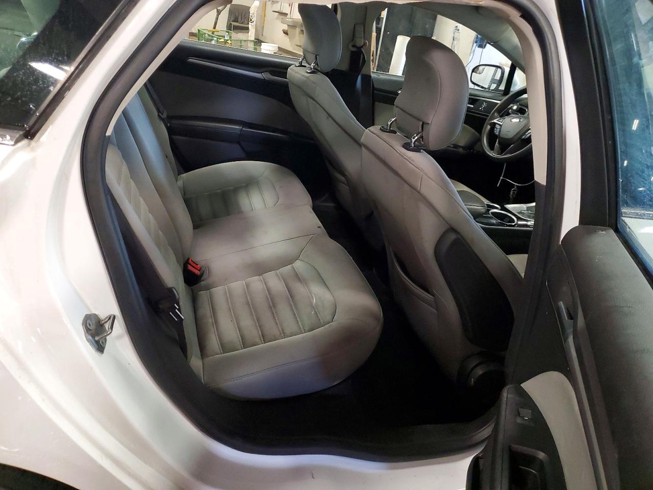 2013 Ford Fusion S White vin: 3FA6P0G78DR222046