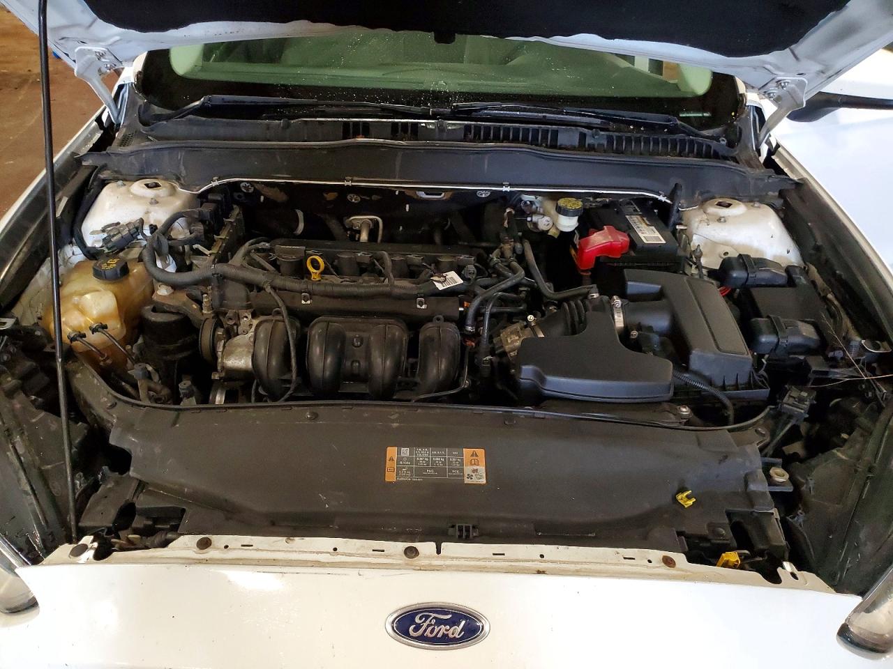 2013 Ford Fusion S White vin: 3FA6P0G78DR222046