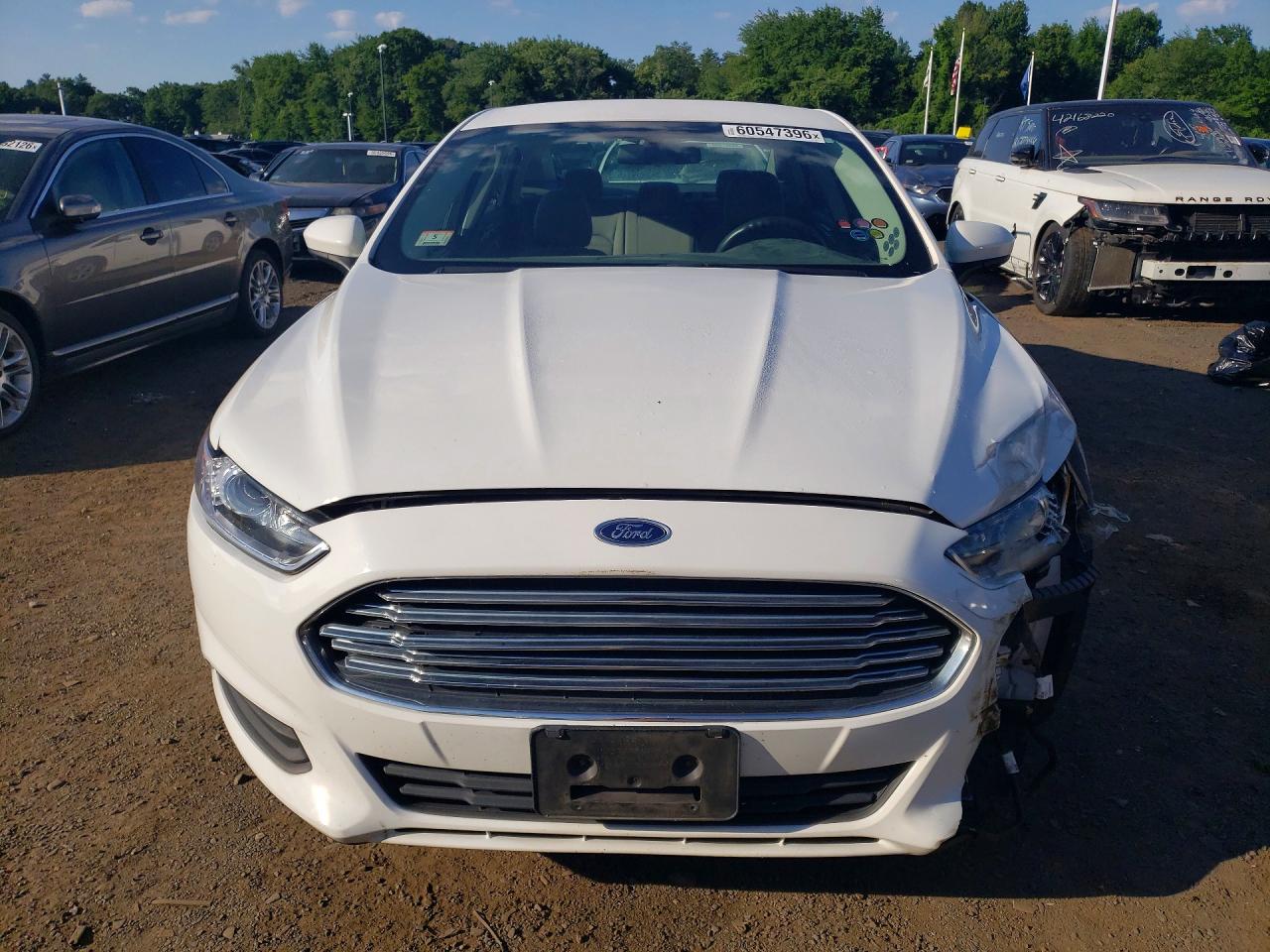 2013 Ford Fusion S Белый vin: 3FA6P0G78DR240157