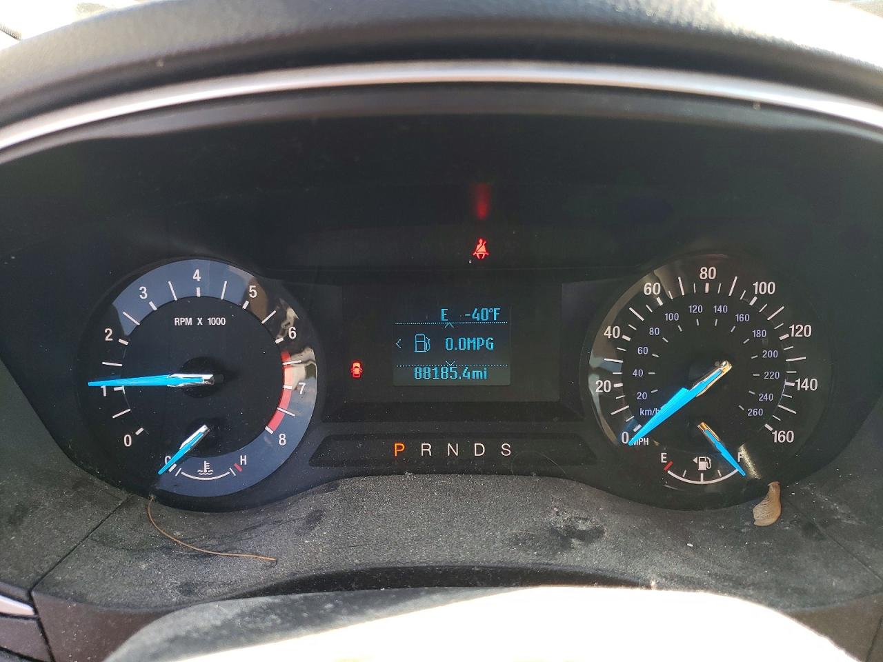 2013 Ford Fusion S Белый vin: 3FA6P0G78DR240157