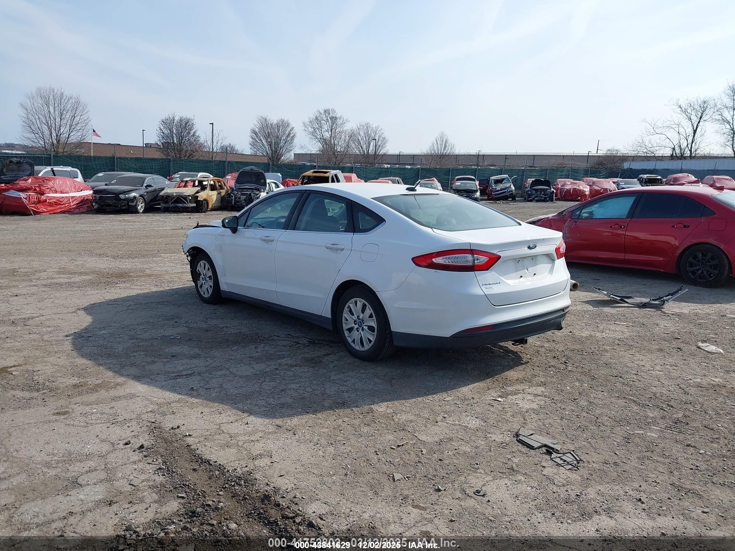 2013 Ford Fusion S White vin: 3FA6P0G78DR266211