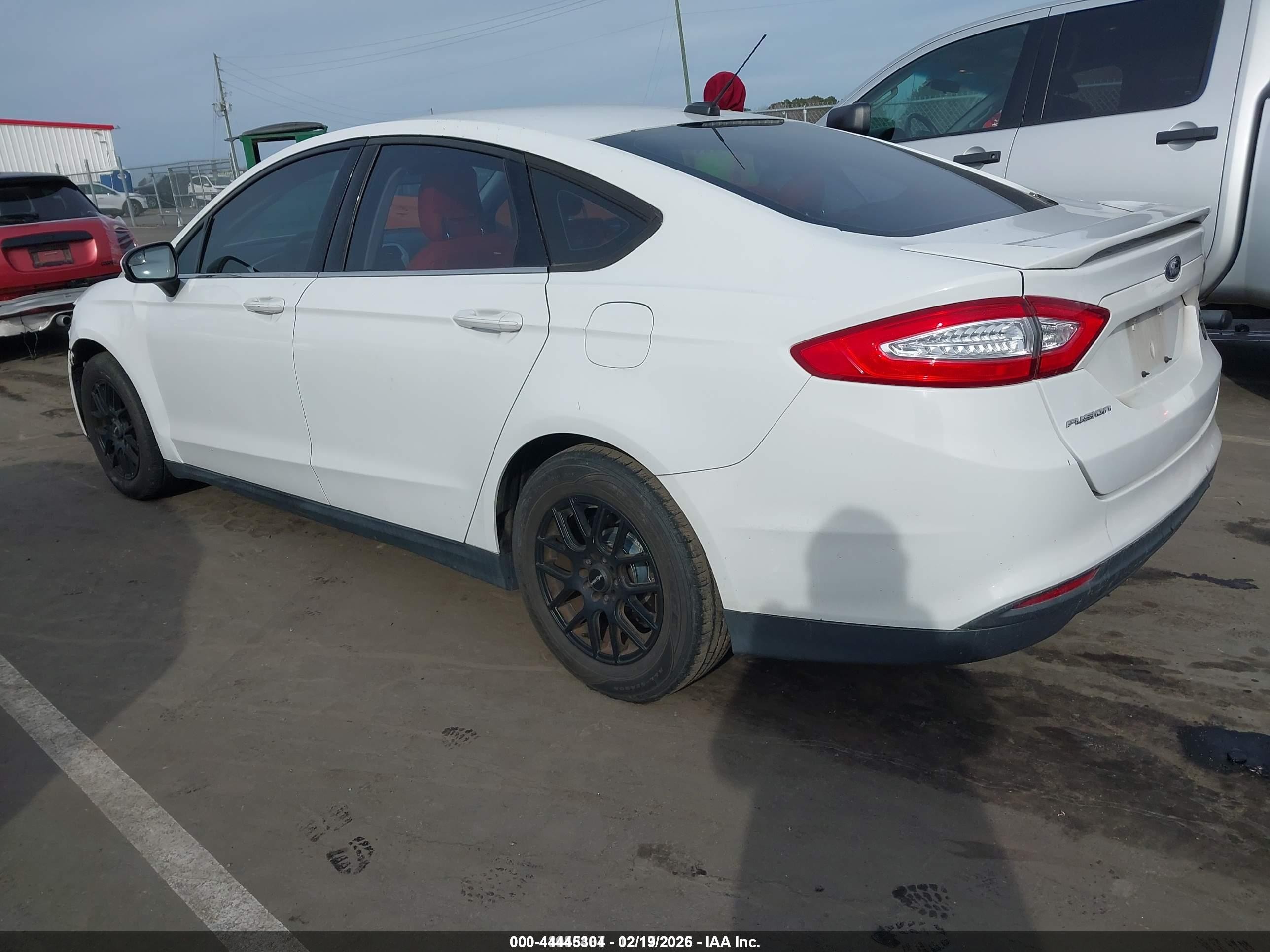2013 Ford Fusion S White vin: 3FA6P0G78DR283123