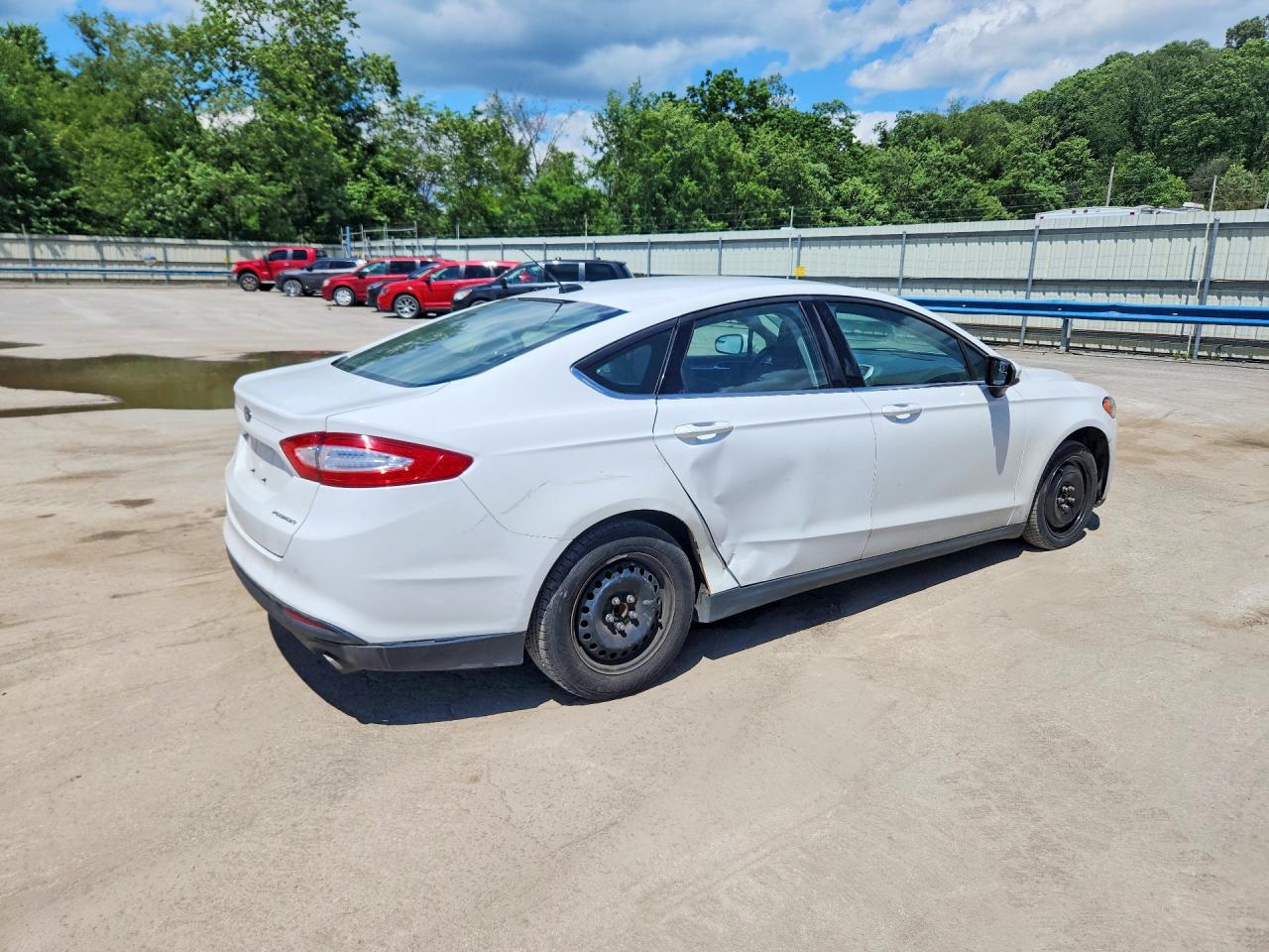 2014 Ford Fusion S White vin: 3FA6P0G78ER307891